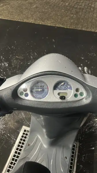 Piaggio Fly 125 - foto 4