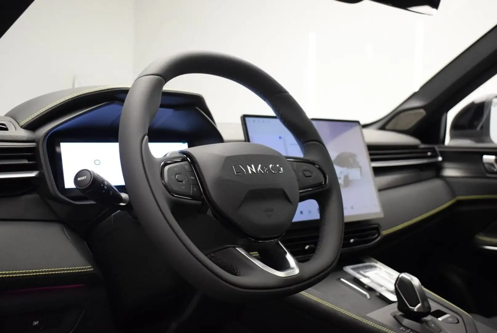 Lynk & Co 01 1.5T PHEV More Blanco - 2