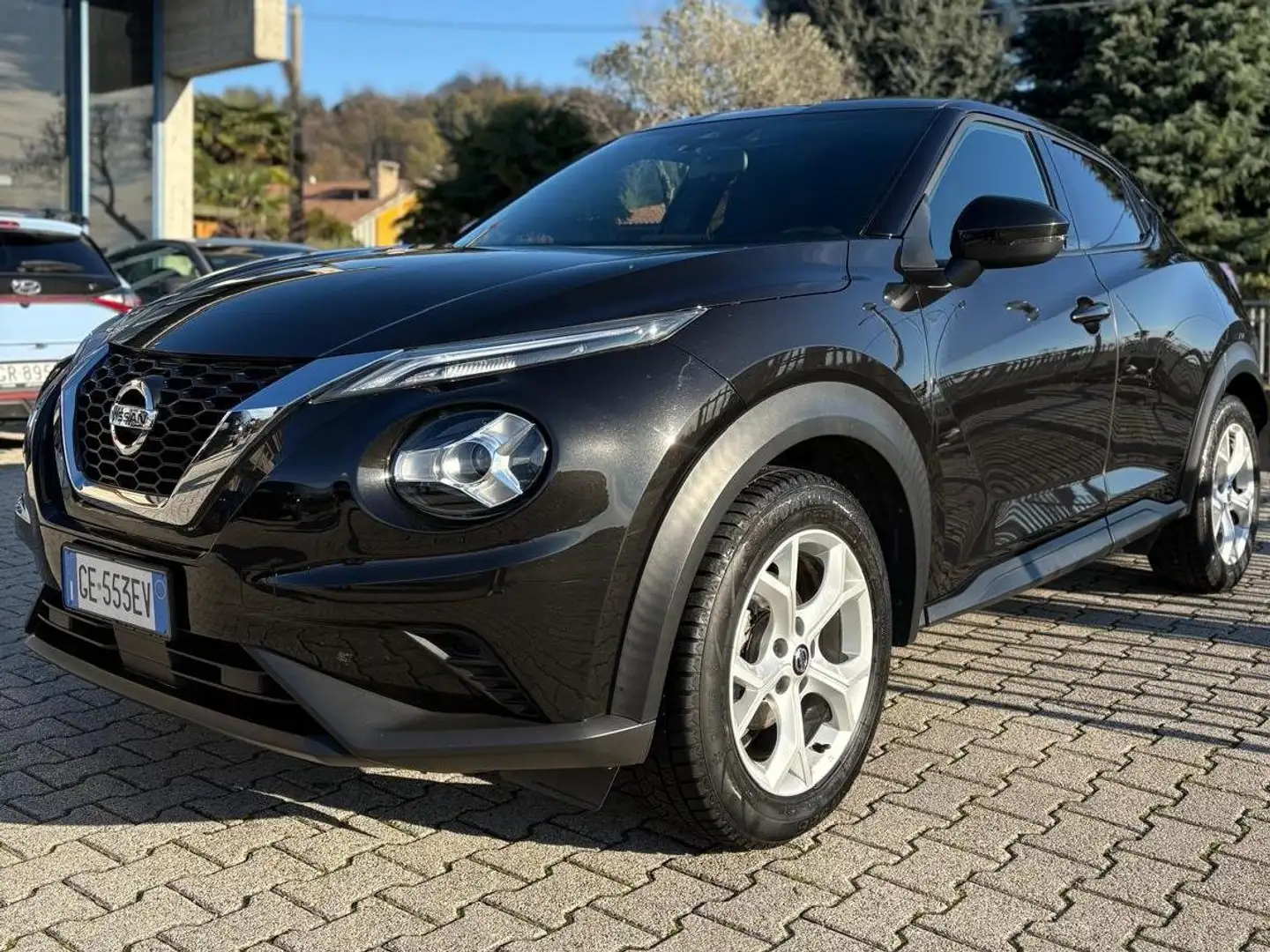 Nissan Juke Juke II 2020 Tekna 117cv Nero - 2
