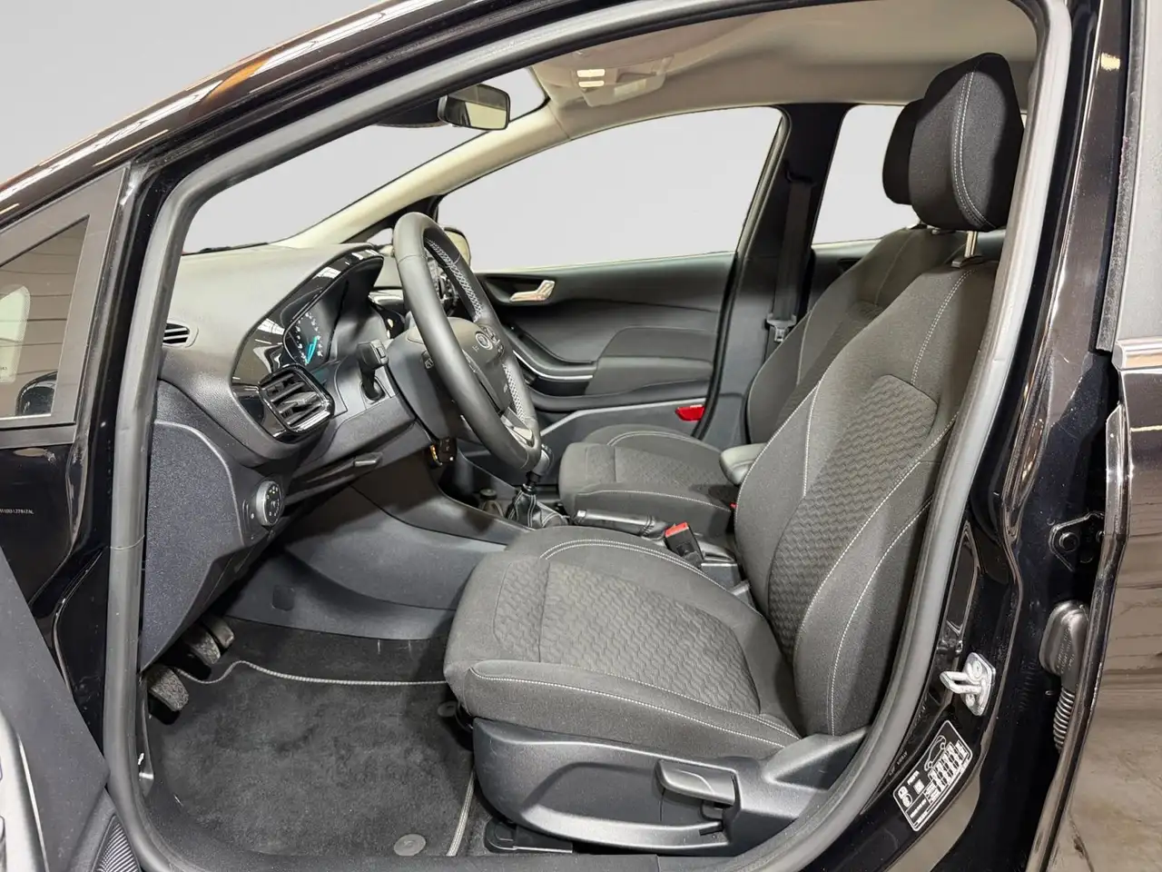Ford Fiesta TITANIUM 1.0i EcoBoost 100CV DEMO, миниатюра 5