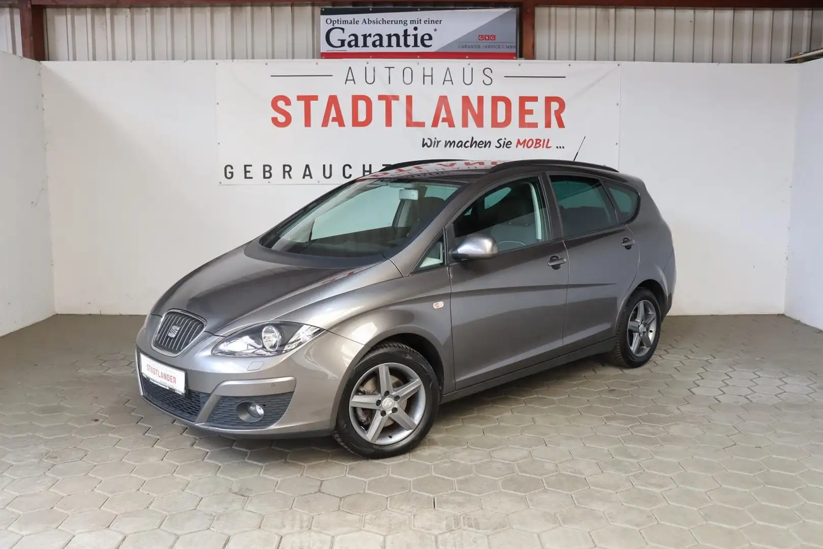 SEAT Altea XL 4You 1.4 I-TECH NAVI*SHZ*GRA*PDC Gris - 2