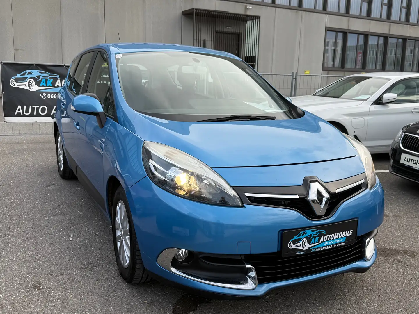 Renault Grand Scenic Grand Scénic Energy dCi 110 Bose Edition Stop Blau - 1