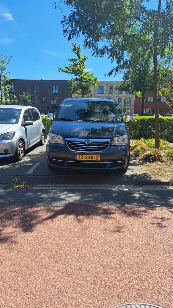 Lancia Voyager 3.6 V6 VVT 24v Gold Grijs - 2