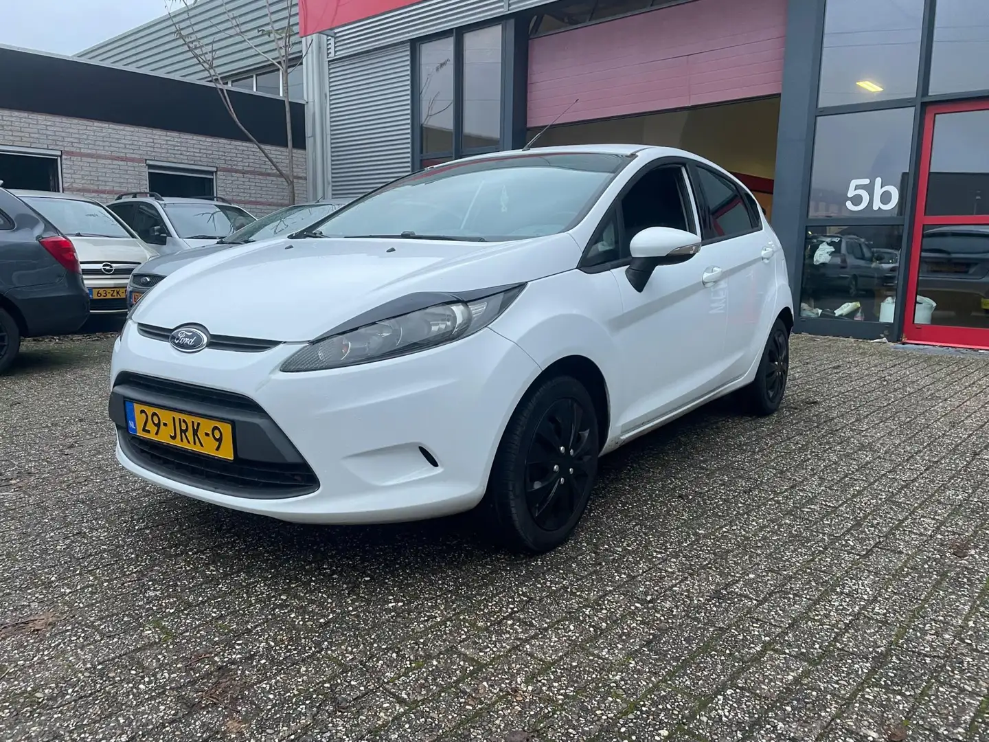 Ford Fiesta 1.25 Limited leuke sportiefe auto Blanco - 2