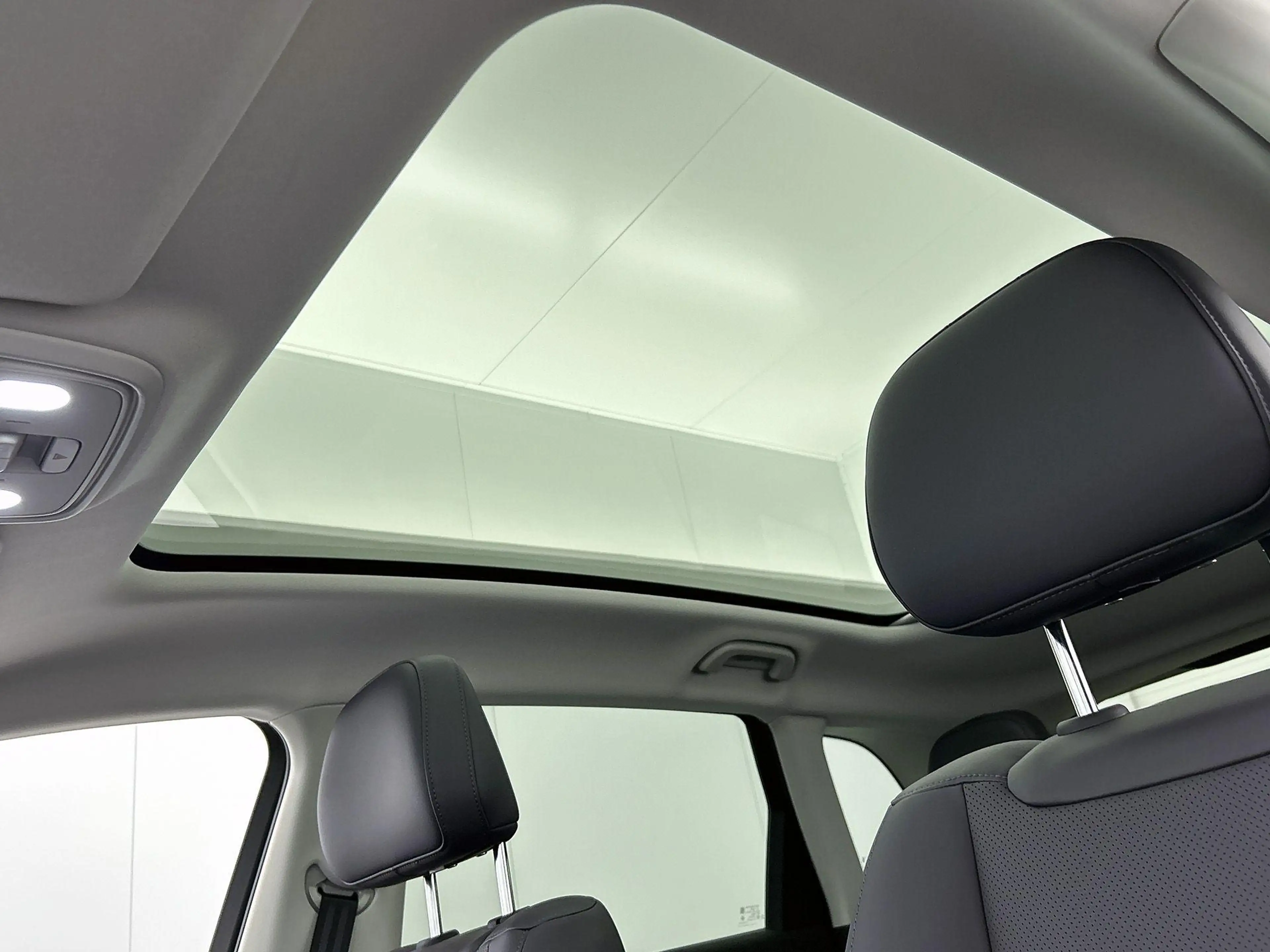 Leapmotor C10 Design 69.9 kWh | Navigatie | Panorama Dak | Elekt — photo 14