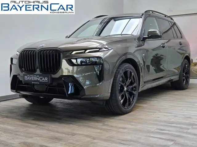 BMW X7 main image
