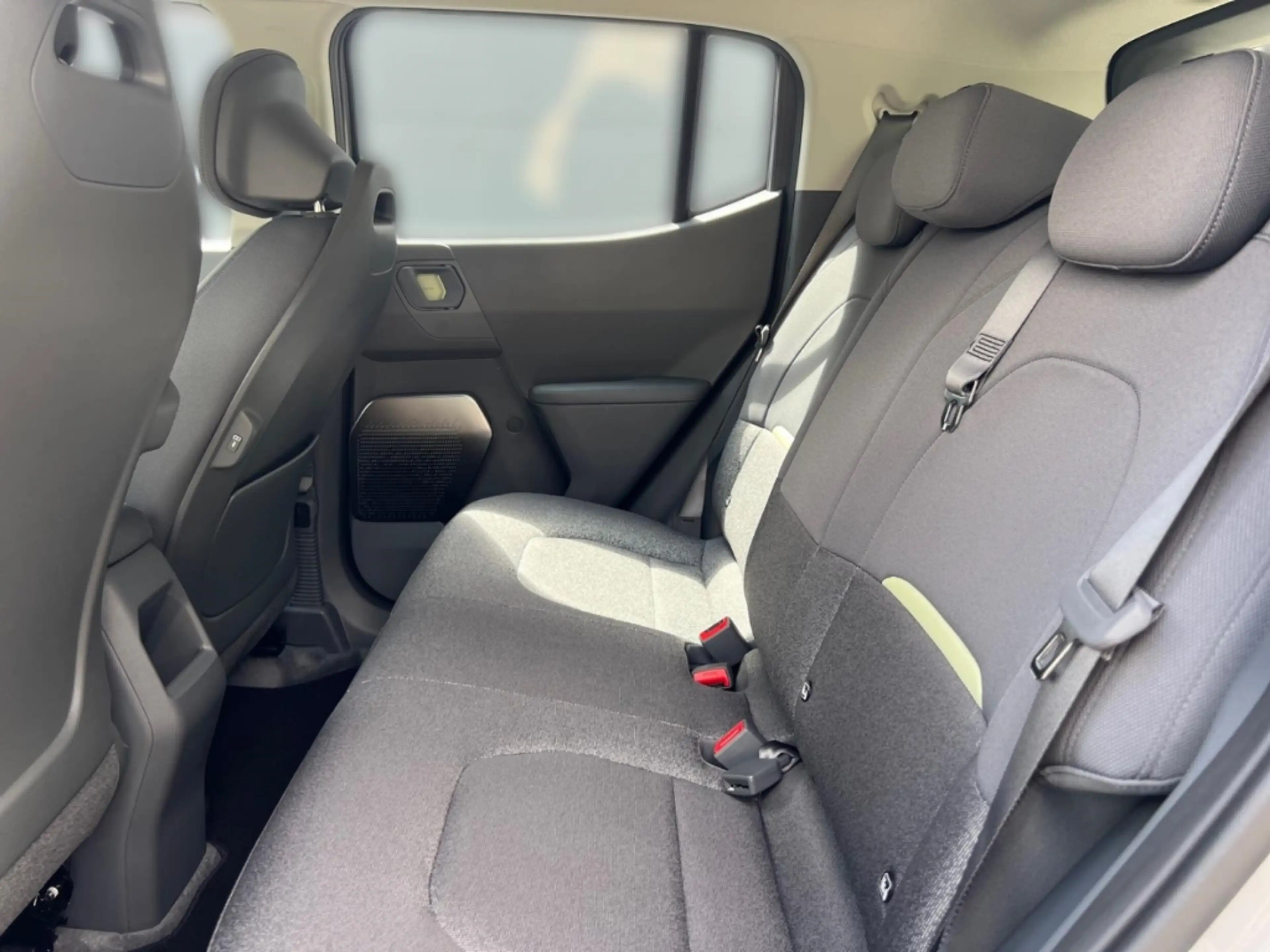Kia EV2 Air 42.2kWh 5S P1 Wärmepume LED Kamera Klima Totwi — photo 11