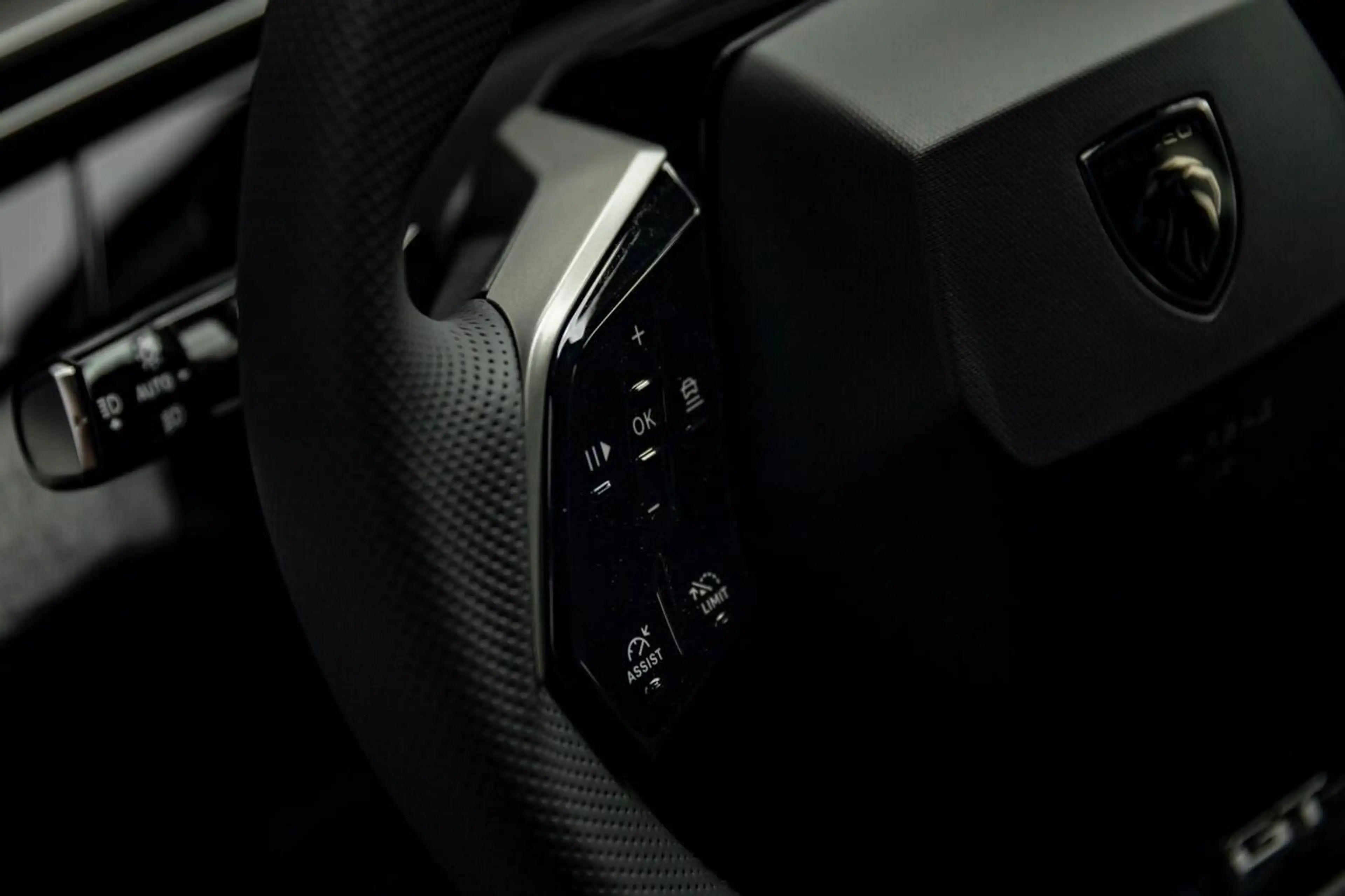 Peugeot 3008 GT | 210 PK | 360° I Alcant. | Elektr. zetels |... — photo 15