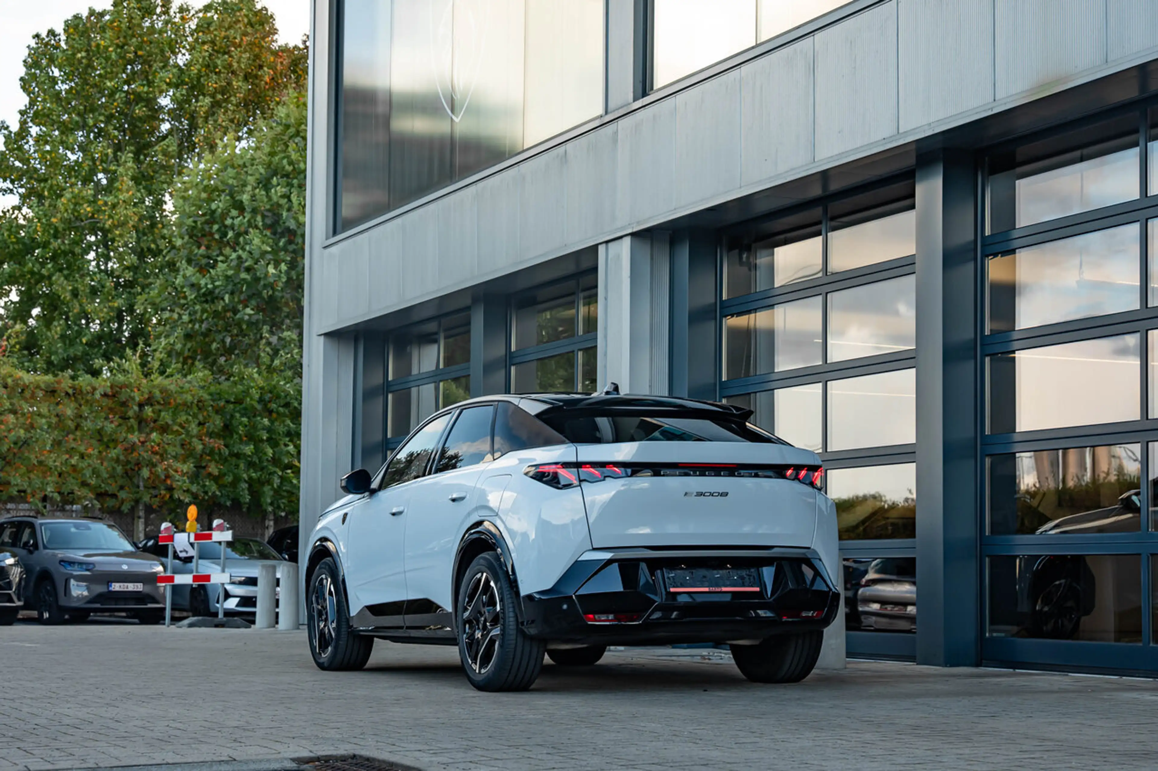 Peugeot 3008 GT | 210 PK | 360° I Alcant. | Elektr. zetels |... — photo 11