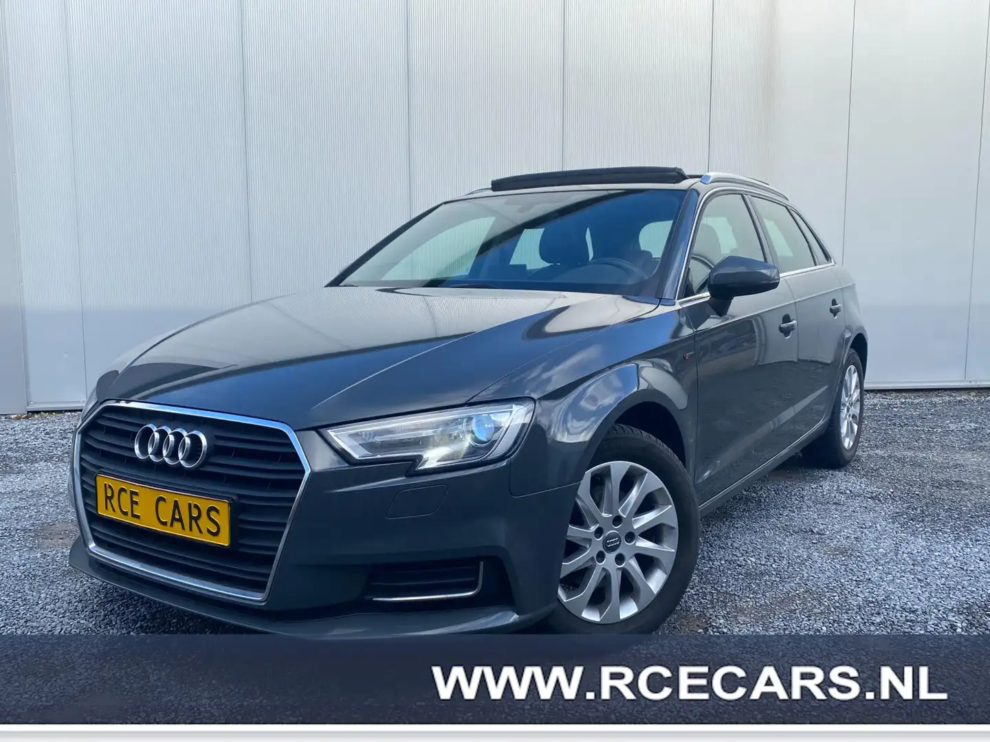 Audi A3 Sportback 1.0 TFSI Sport S Line Edition |Pano-Open Grigio - 1