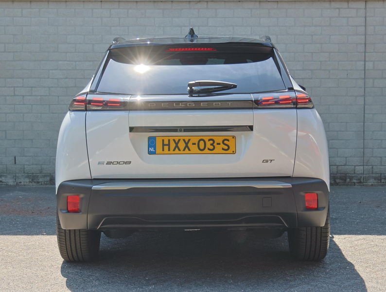 Peugeot e-2008 EV GT Avantage 54 kWh 156pk | ACCU 98% | Camera vo — photo 7