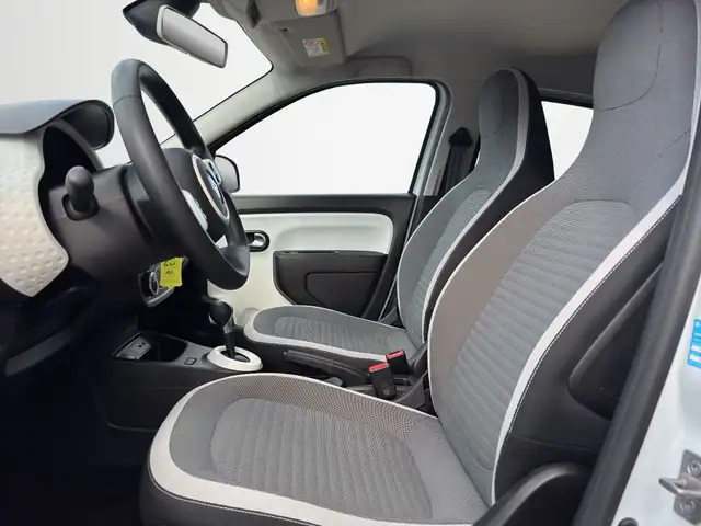 Renault Twingo view 9