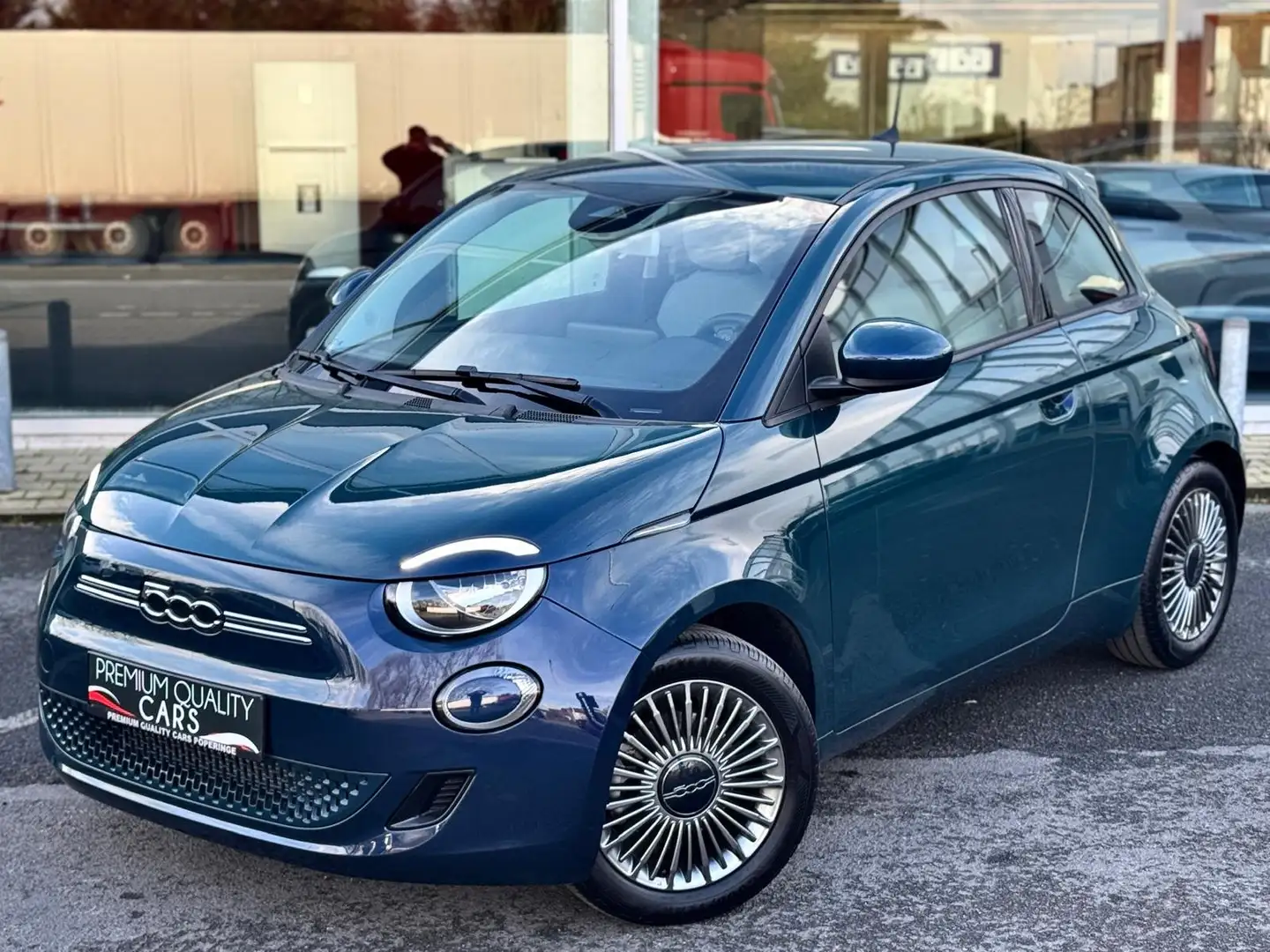 Fiat 500e ICON / PARELMOER / PDC / CARPLAY / 6.900km / NAVi ljubičasta - 1