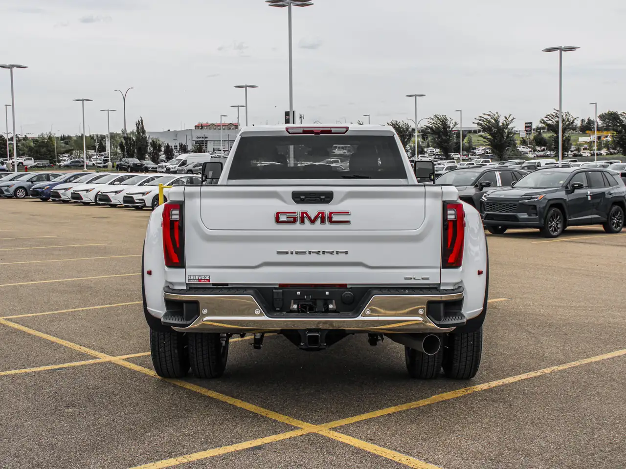 GMC Sierra 3500HD photo GMC Sierra 3500HD
