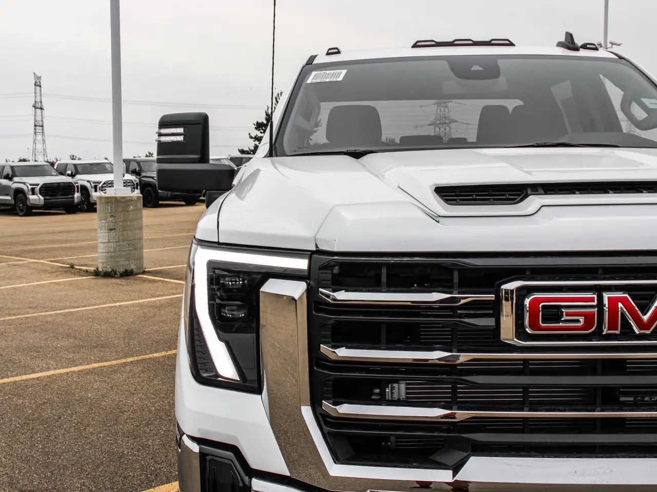 GMC Sierra 3500HD photo GMC Sierra 3500HD