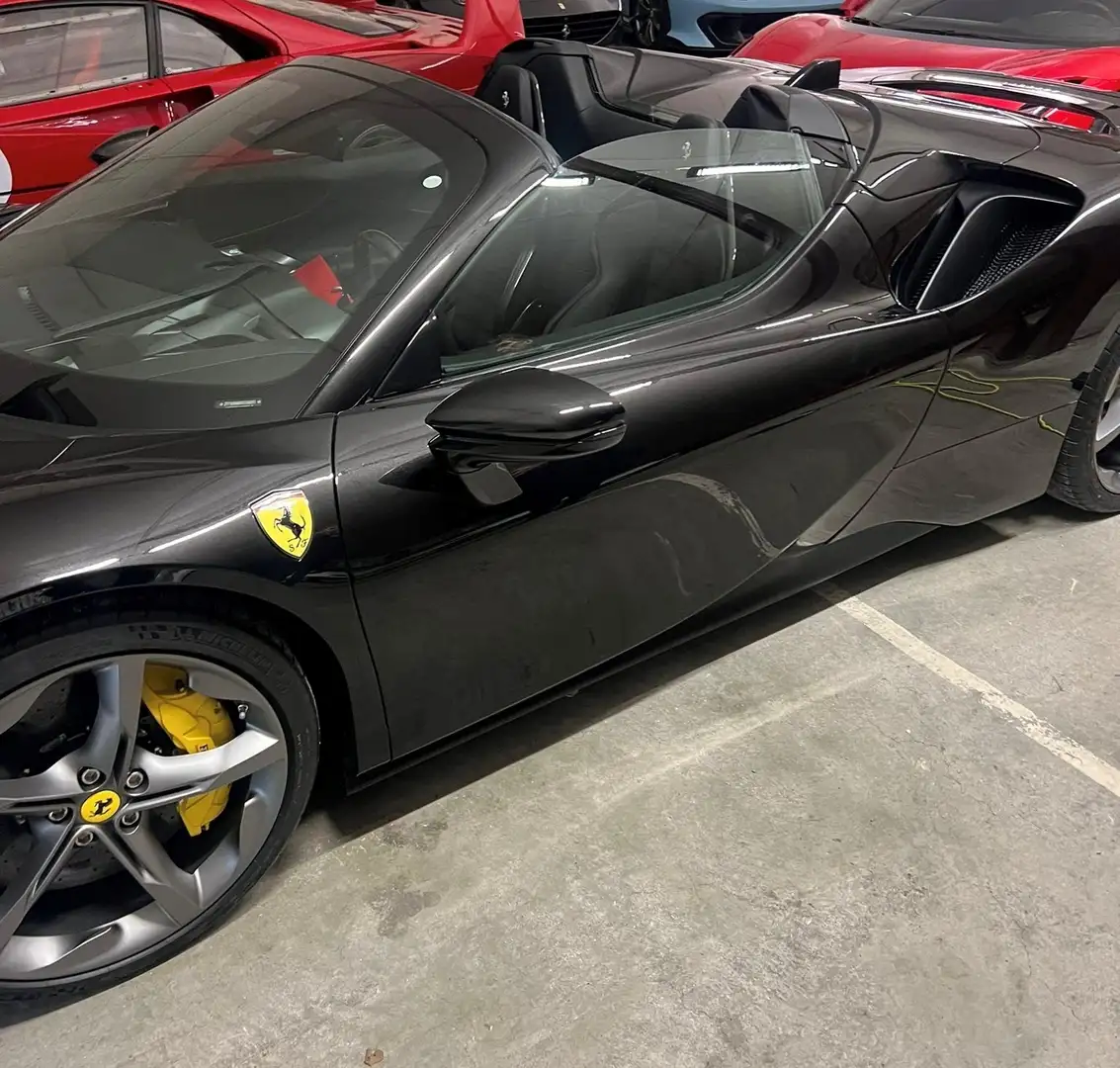 Ferrari SF90 Spider Preisreduzierung von € 598.000,-brutto Noir - 2