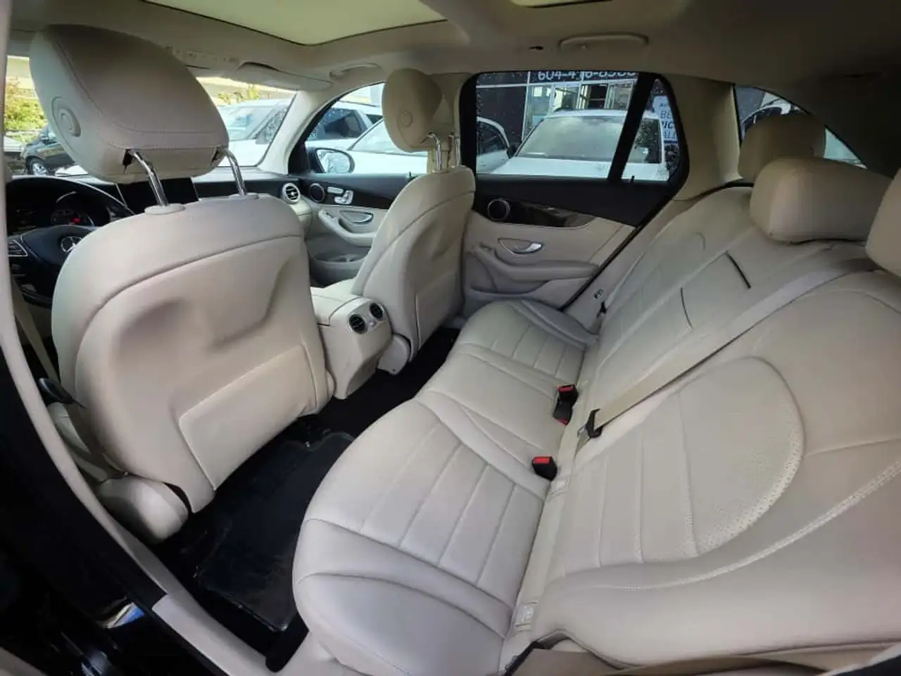 Mercedes-Benz GLC снимка Mercedes-Benz GLC