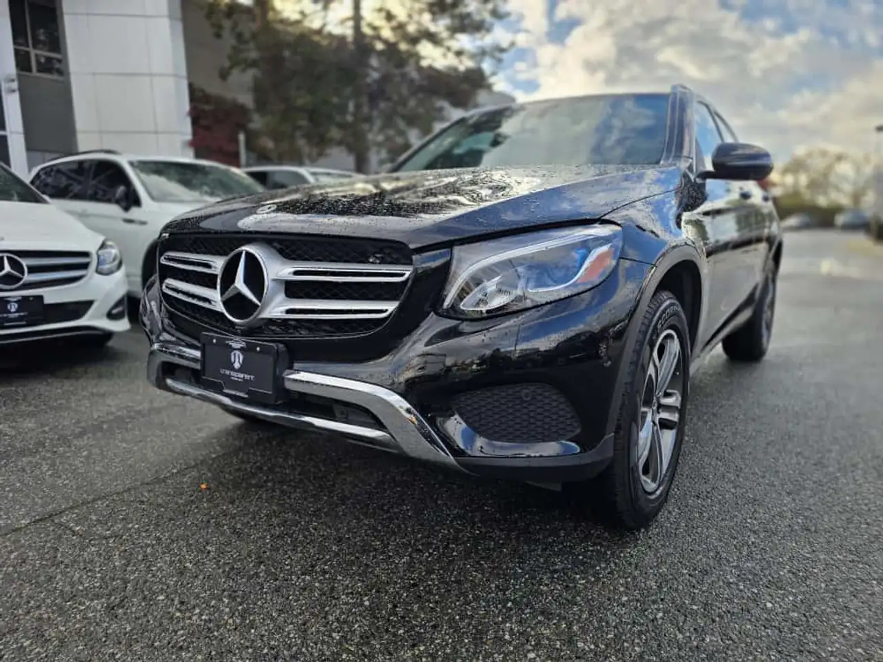 Mercedes-Benz GLC снимка Mercedes-Benz GLC