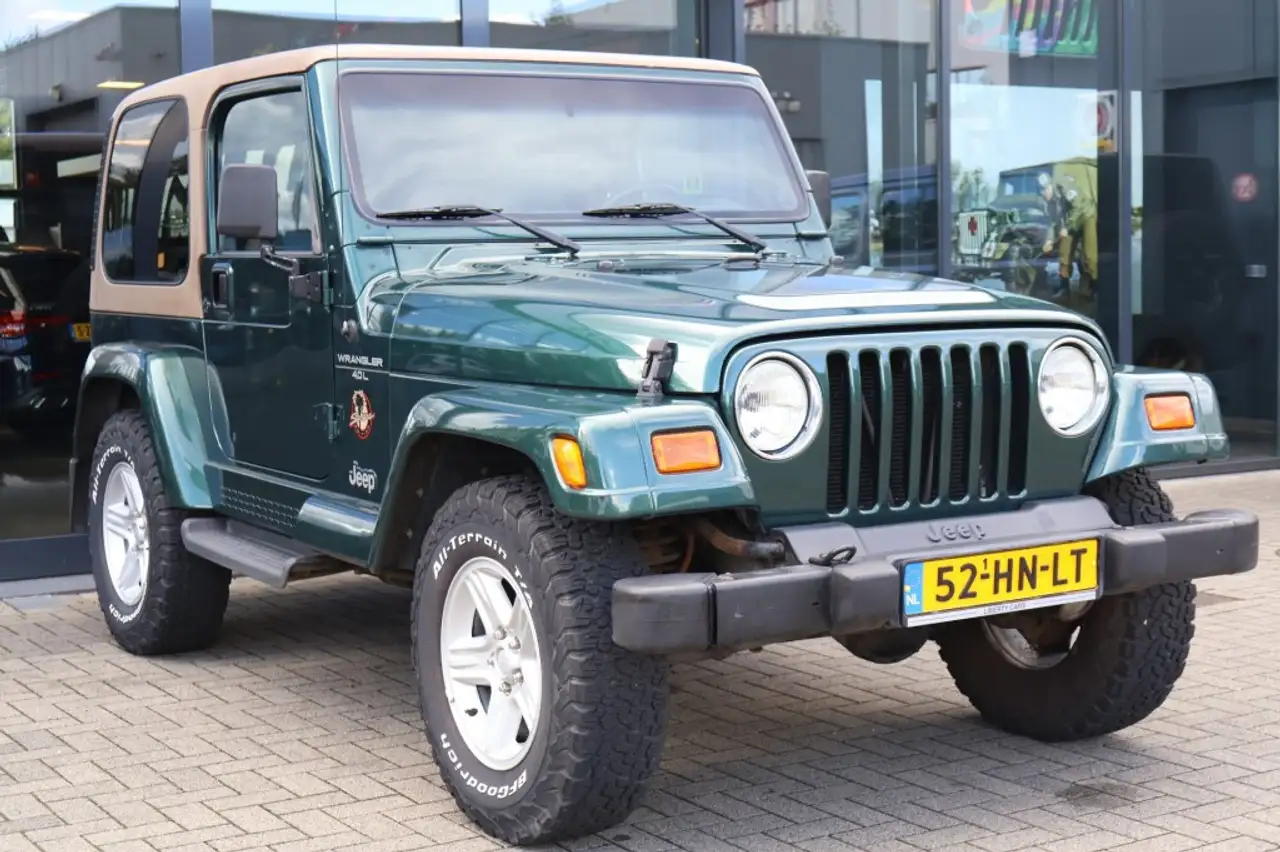Jeep Wrangler 4.0i 4x4 Aut. HARDTOP SAHARA TJ (volledig originee, foto 7