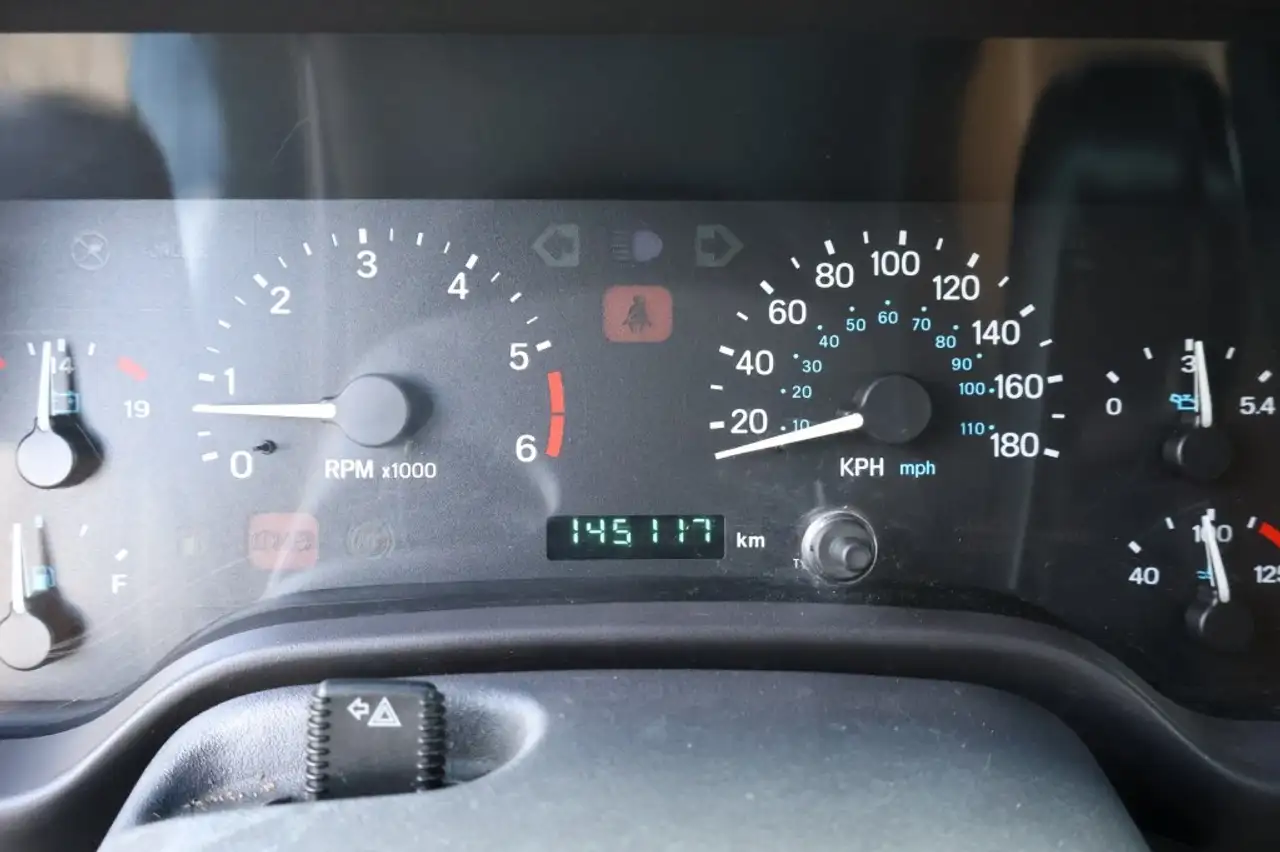 Jeep Wrangler 4.0i 4x4 Aut. HARDTOP SAHARA TJ (volledig originee, foto 12