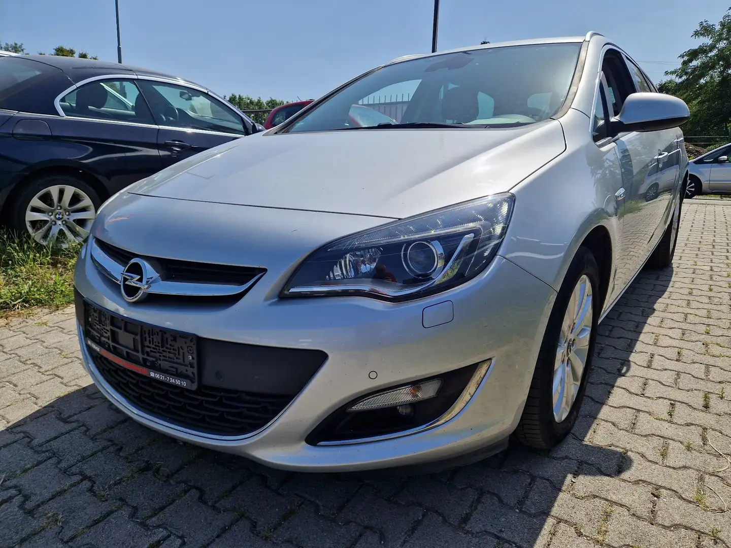 Opel Astra Exklusiv Grau - 1