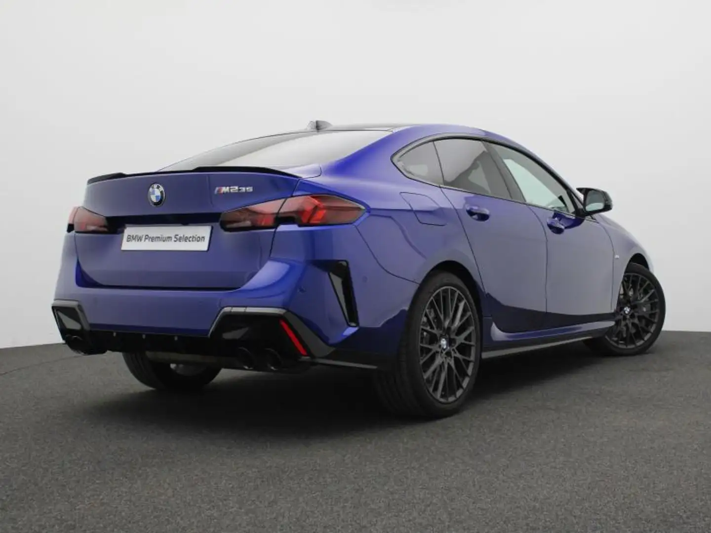 BMW 235 special request - full - UNIEK Blauw - 2