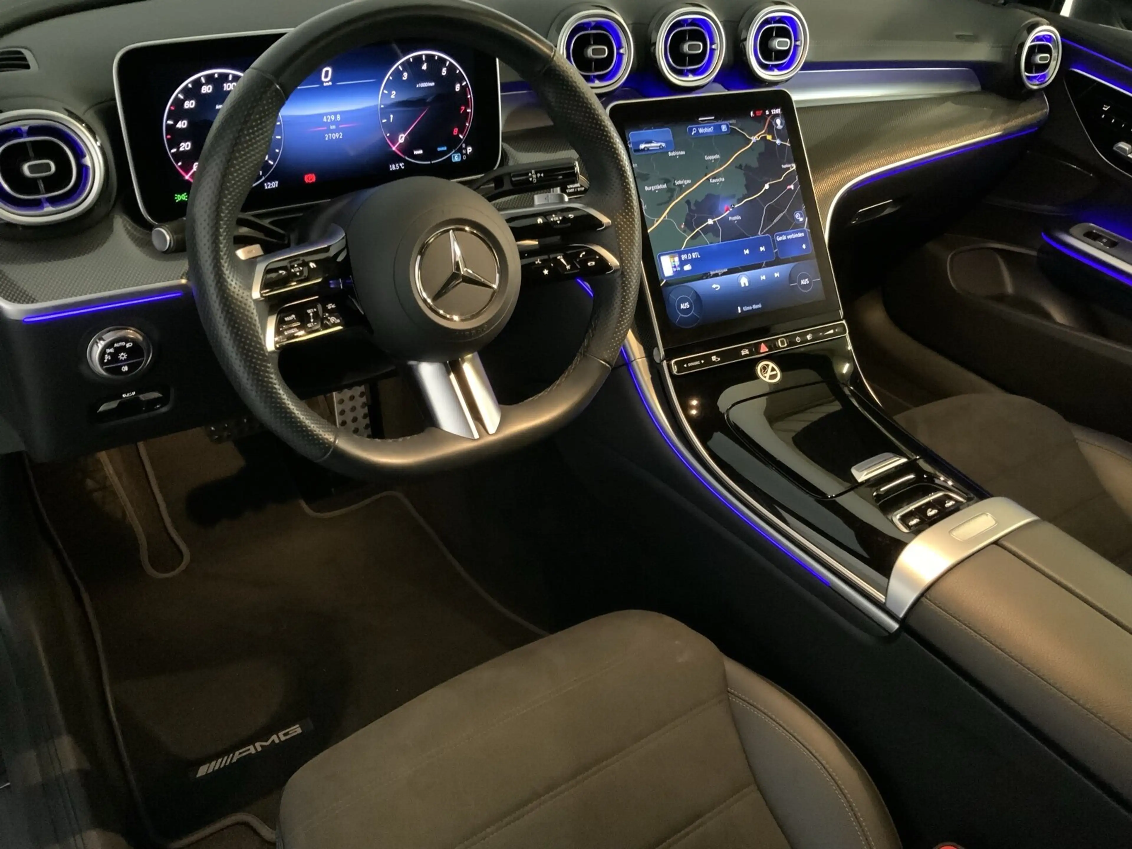 Mercedes-Benz CLE 200 CLE 200 Cabrio AMG Night Memory Winter-Pak RüKam — photo 9