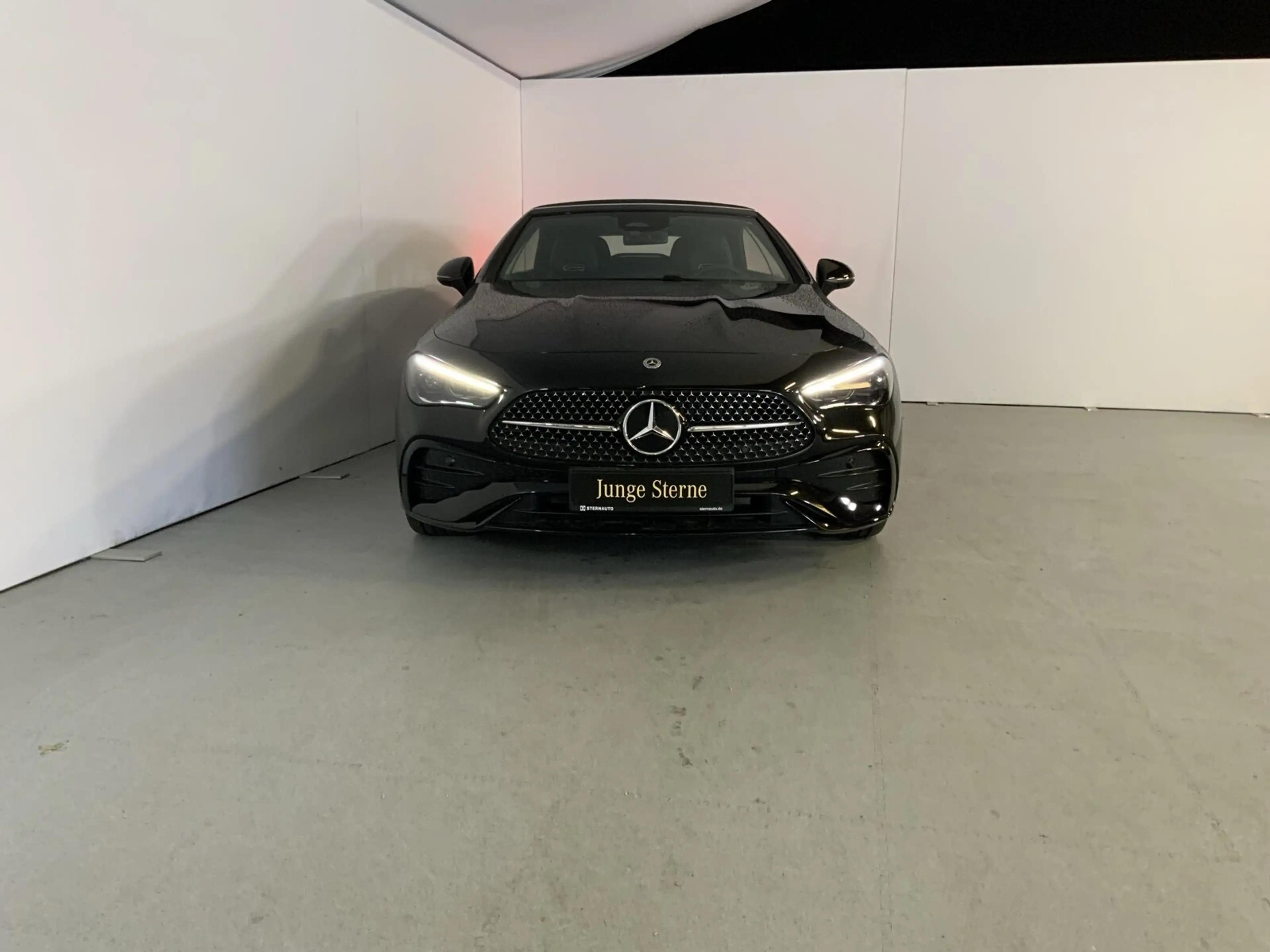 Mercedes-Benz CLE 200 CLE 200 Cabrio AMG Night Memory Winter-Pak RüKam — photo 2