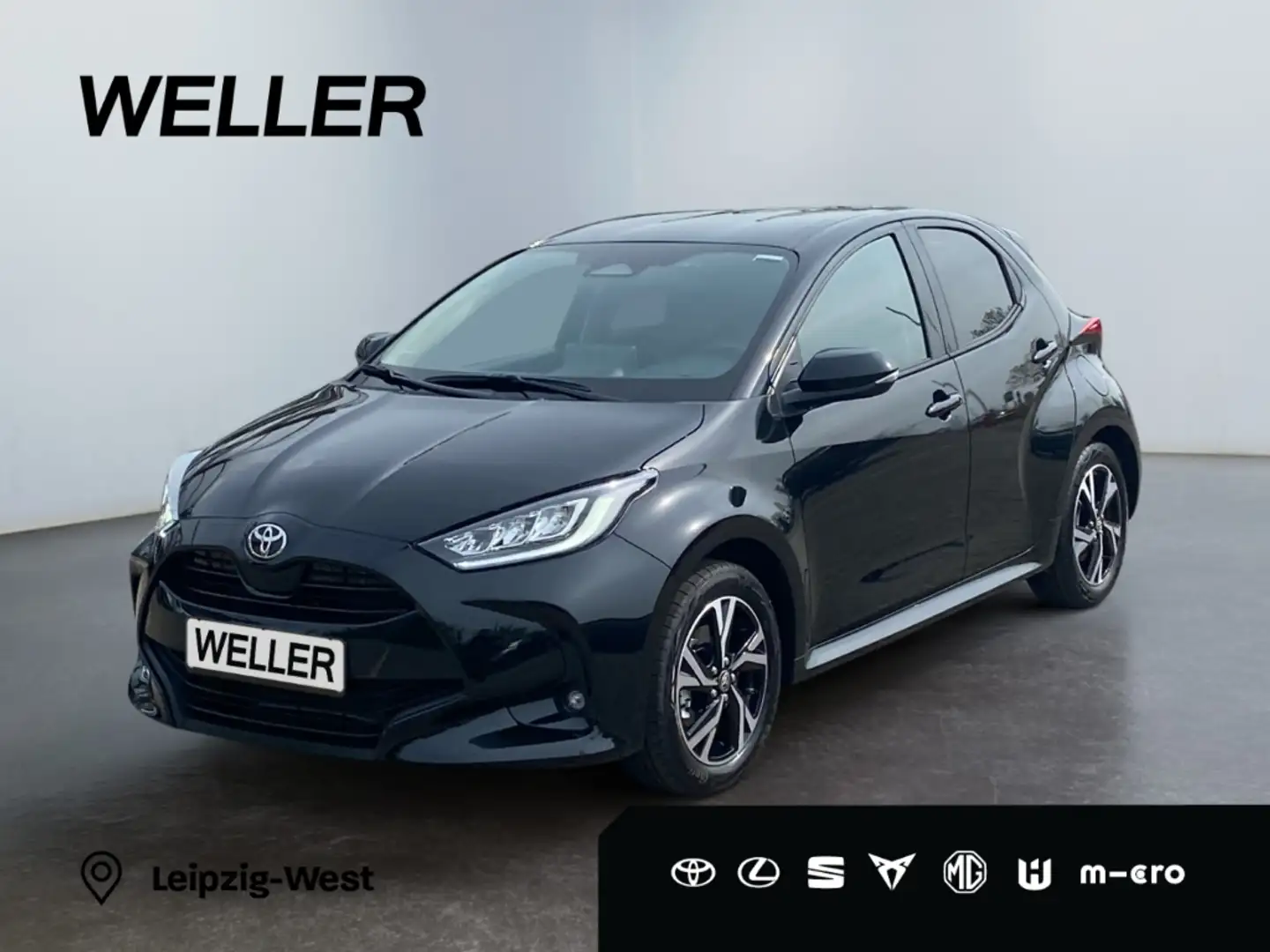 Toyota Yaris Hybrid 116 1.5 Teamplayer *LED*CarPlay*CAM* Zwart - 1