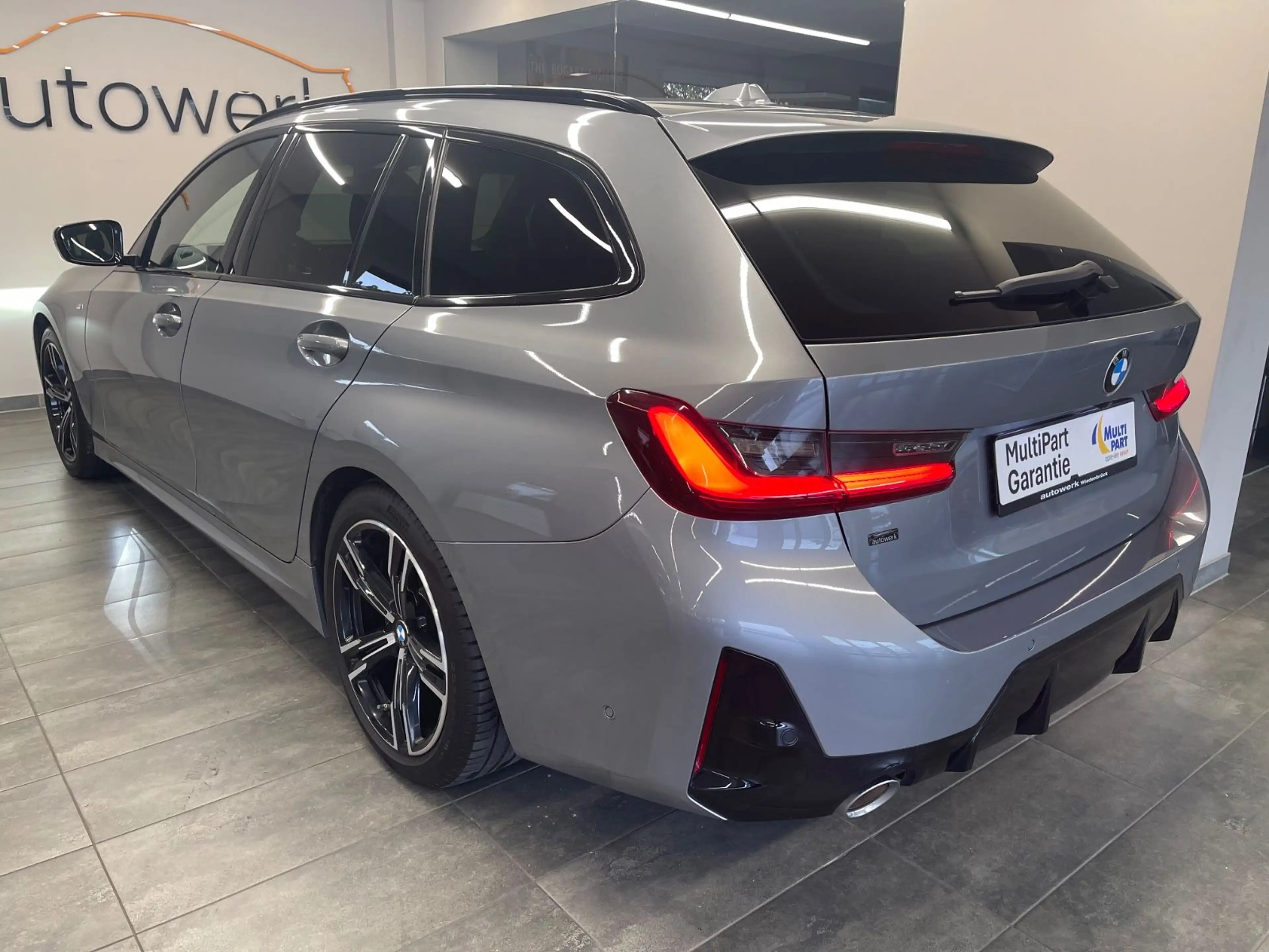 BMW 318 d T. M Sport*1.HD/AUT./HeadUp*Pano/LED/TOP* — photo 6