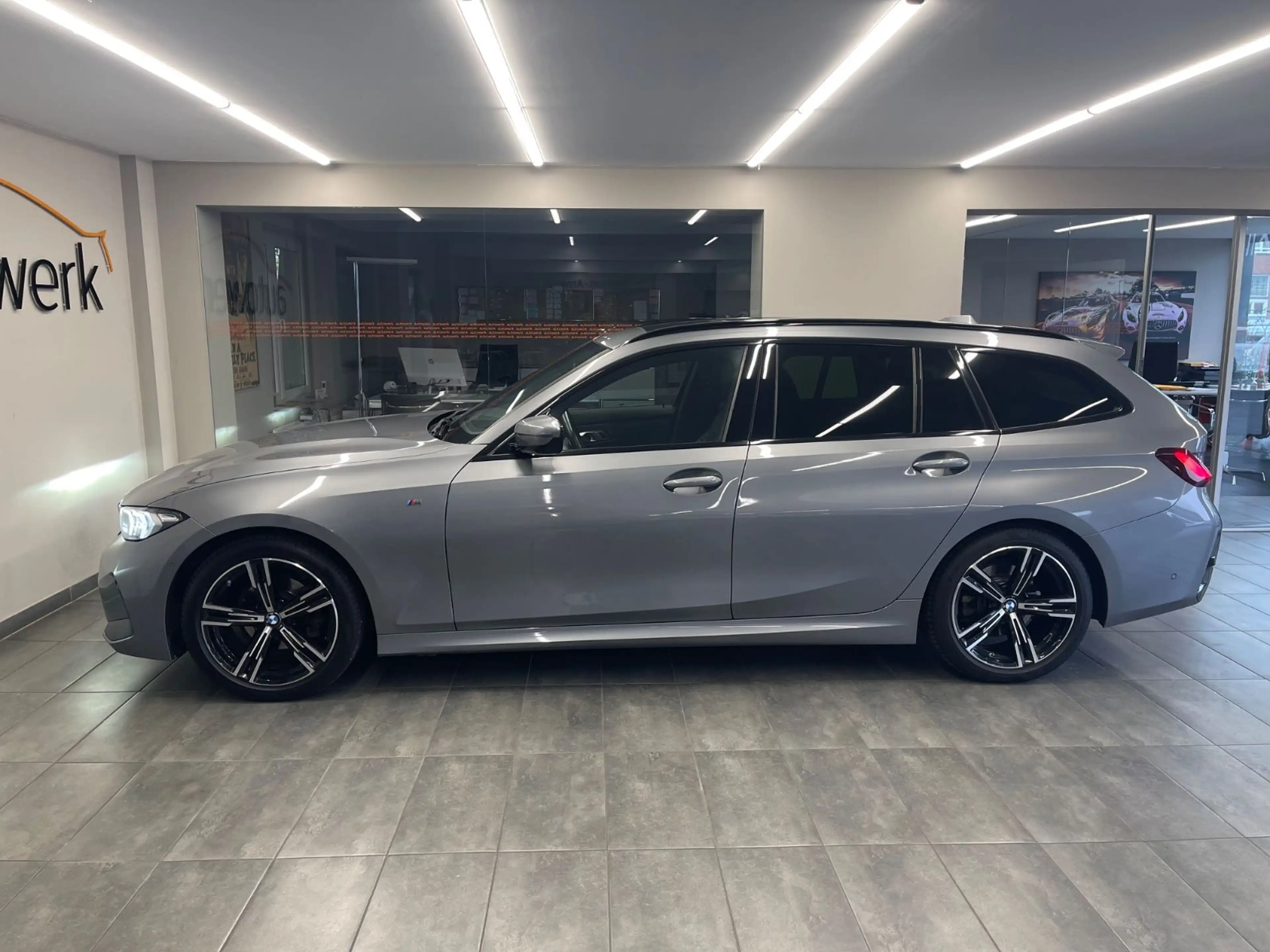 BMW 318 d T. M Sport*1.HD/AUT./HeadUp*Pano/LED/TOP* — photo 7