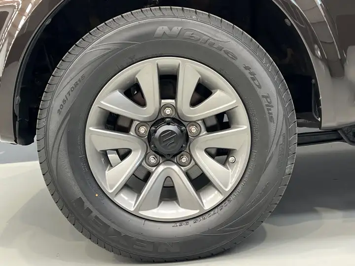 Suzuki Jimny 2018, foto 13