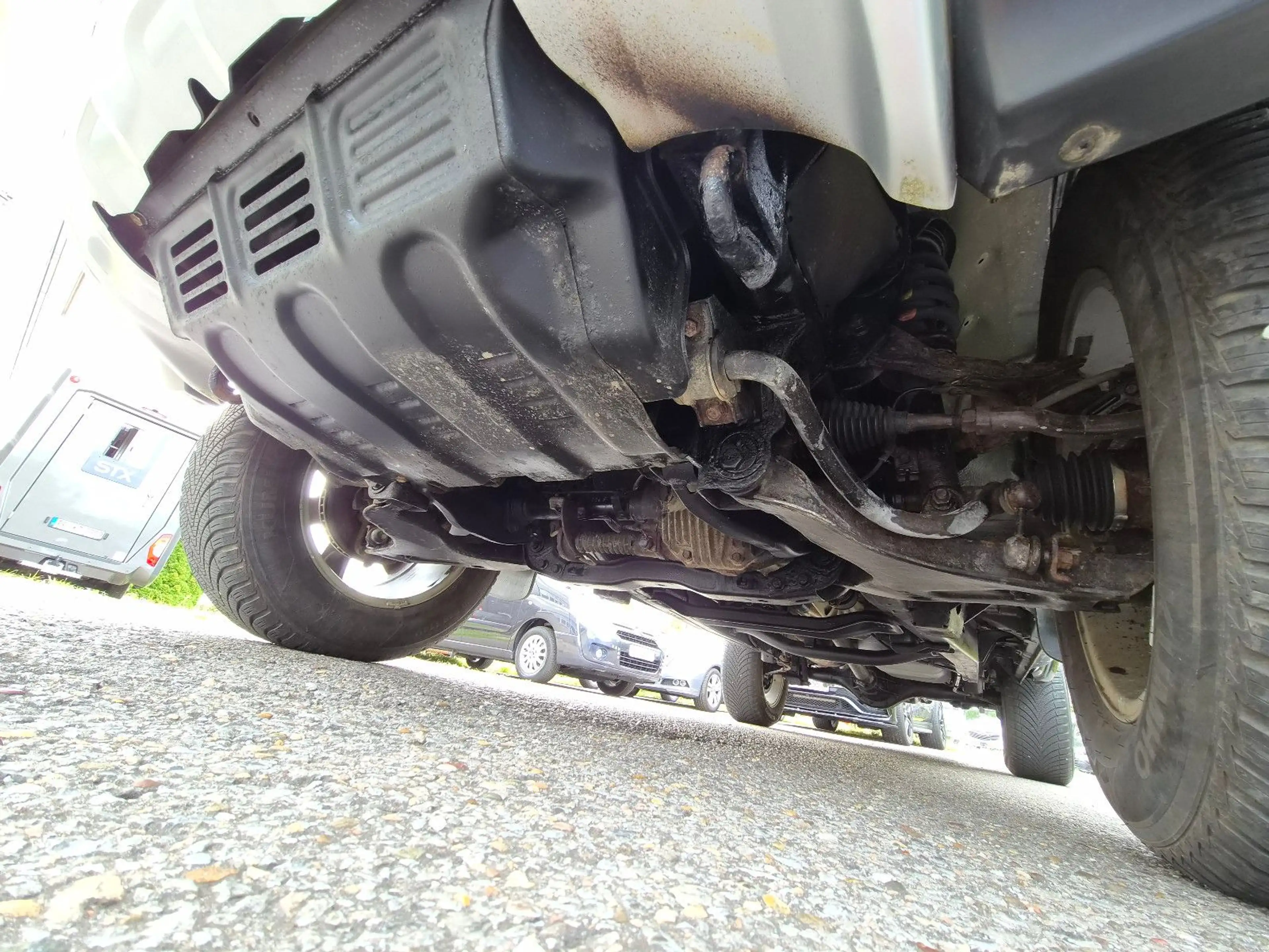Mitsubishi L200 Intense 4WD TÜV+INSP NEU — photo 11