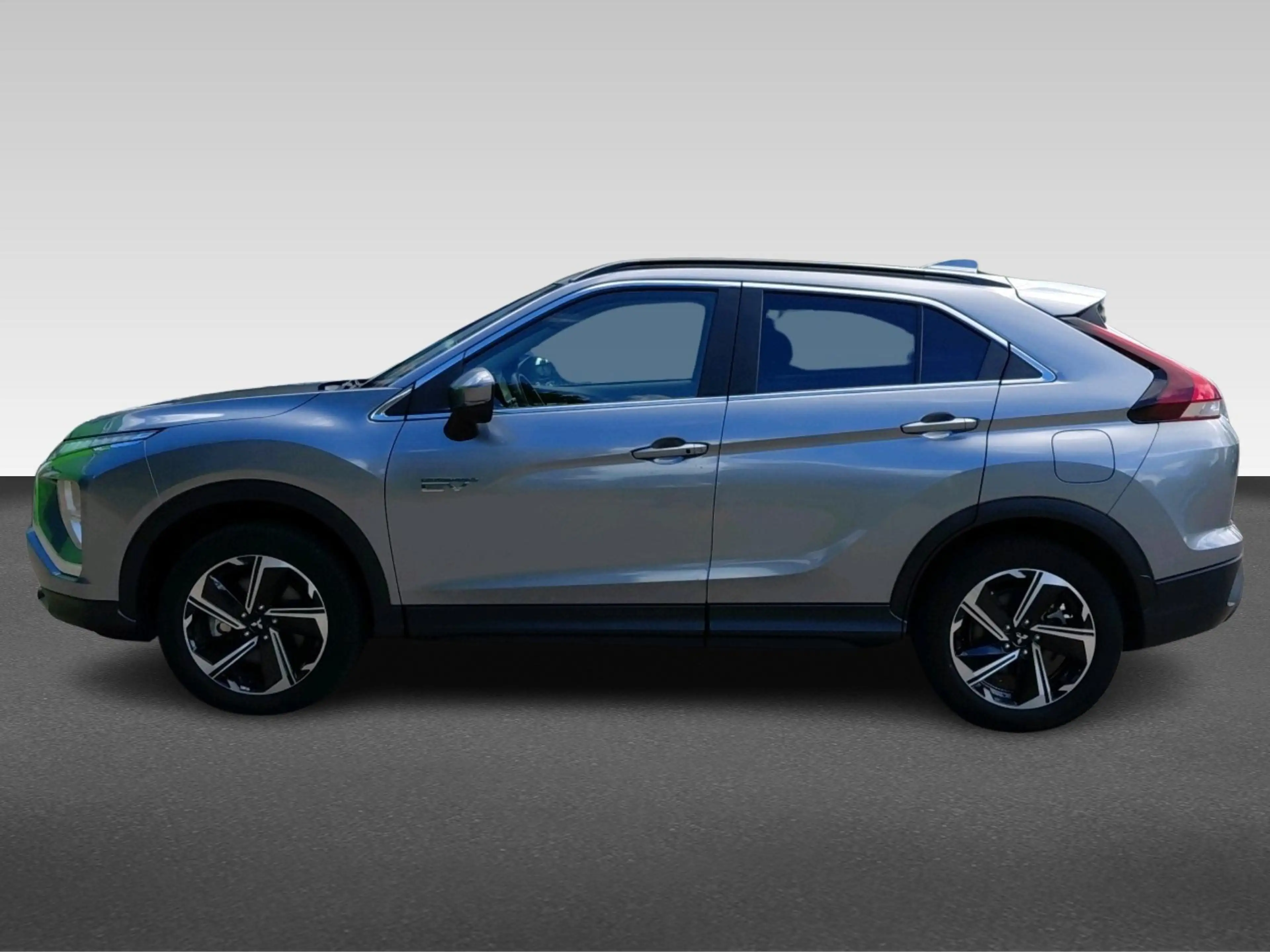 Mitsubishi Eclipse Cross 2.4 Intense+ met trekhaak — photo 2