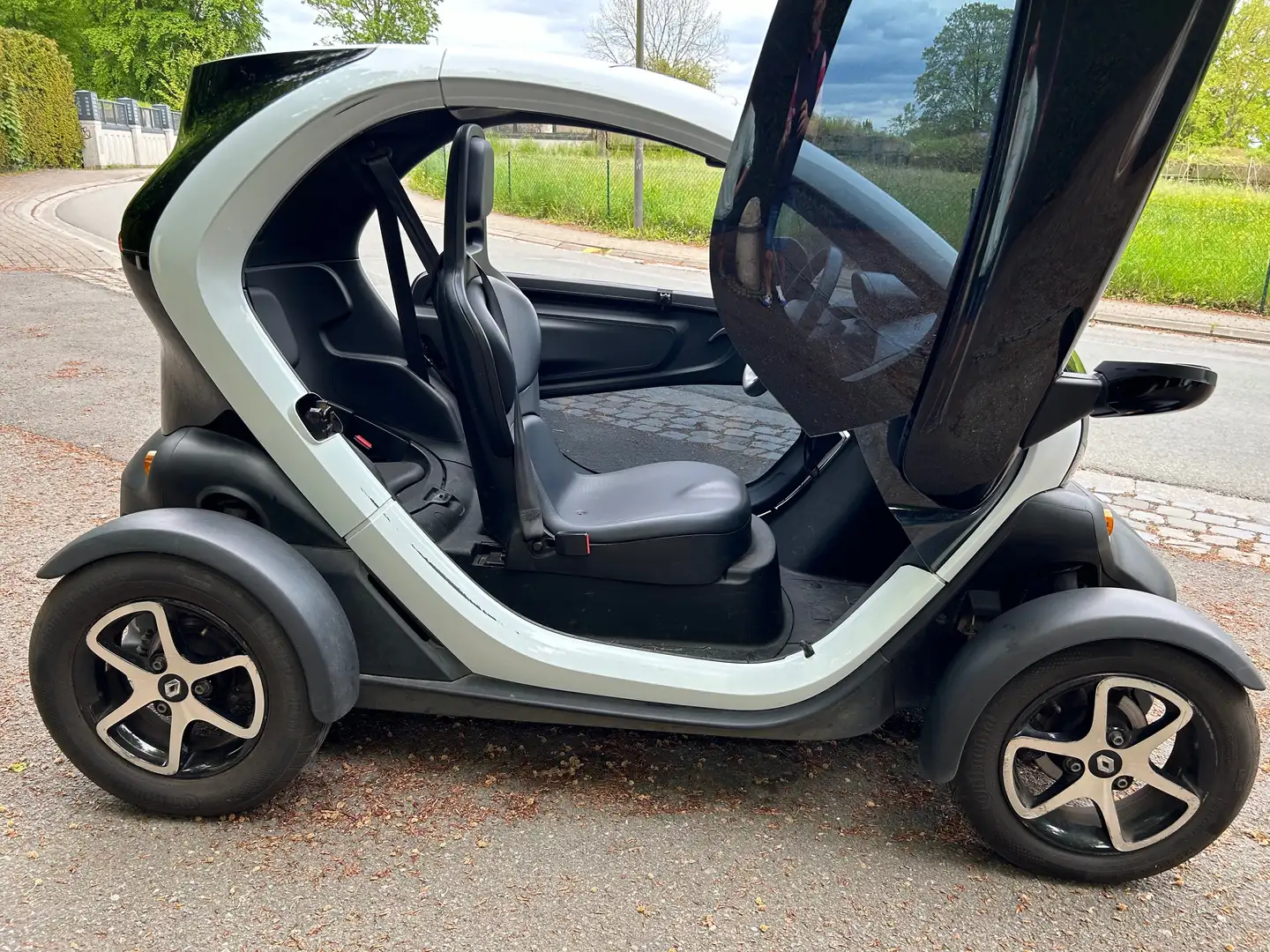 Renault Twizy Intens 45 (batterie comprise) Negro - 2