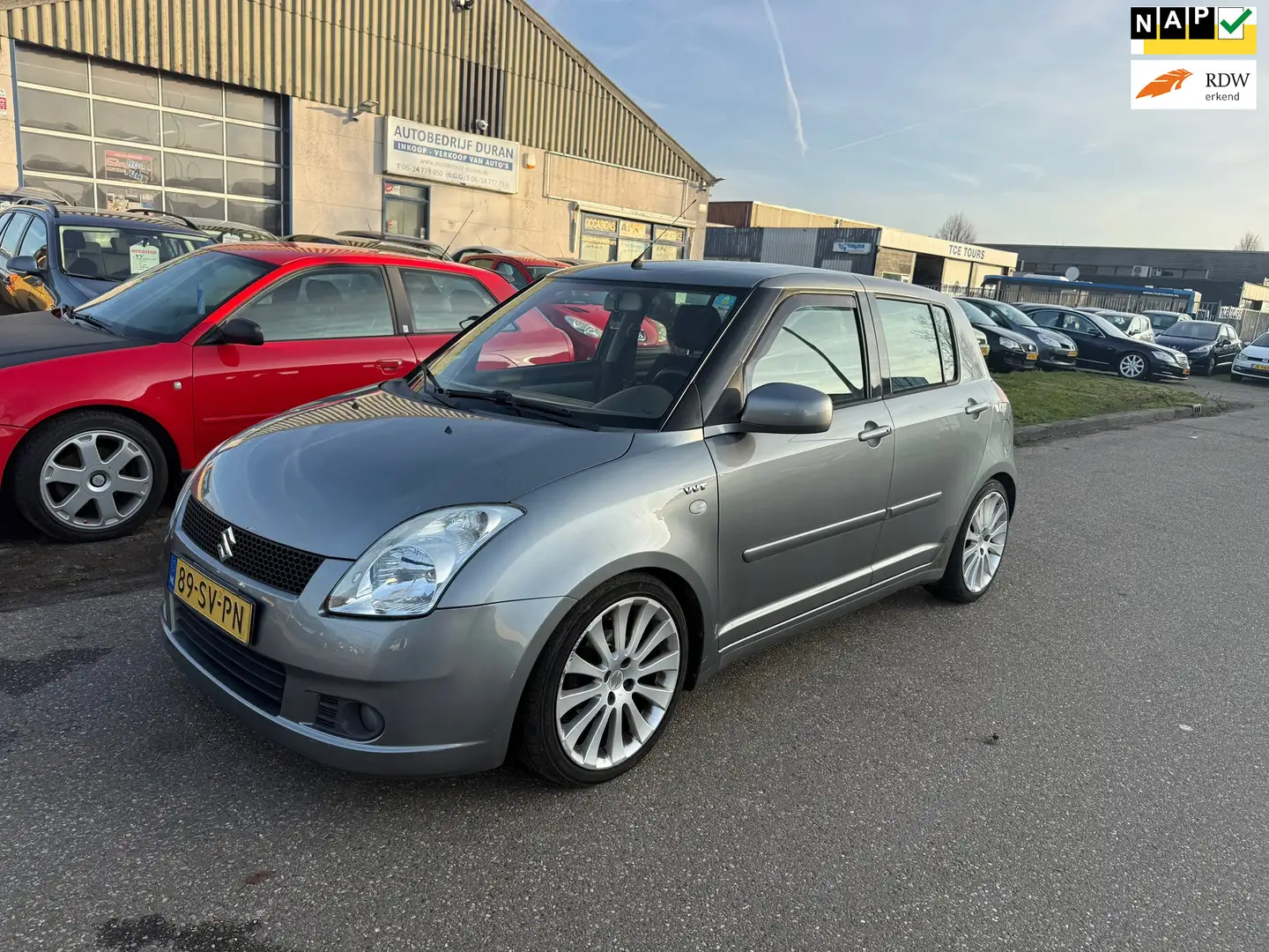 Suzuki Swift 1.5 Exclusive Airco Bj:2006 NAP! Grey - 1