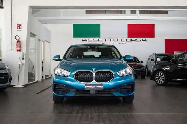 BMW 1 Series view 2
