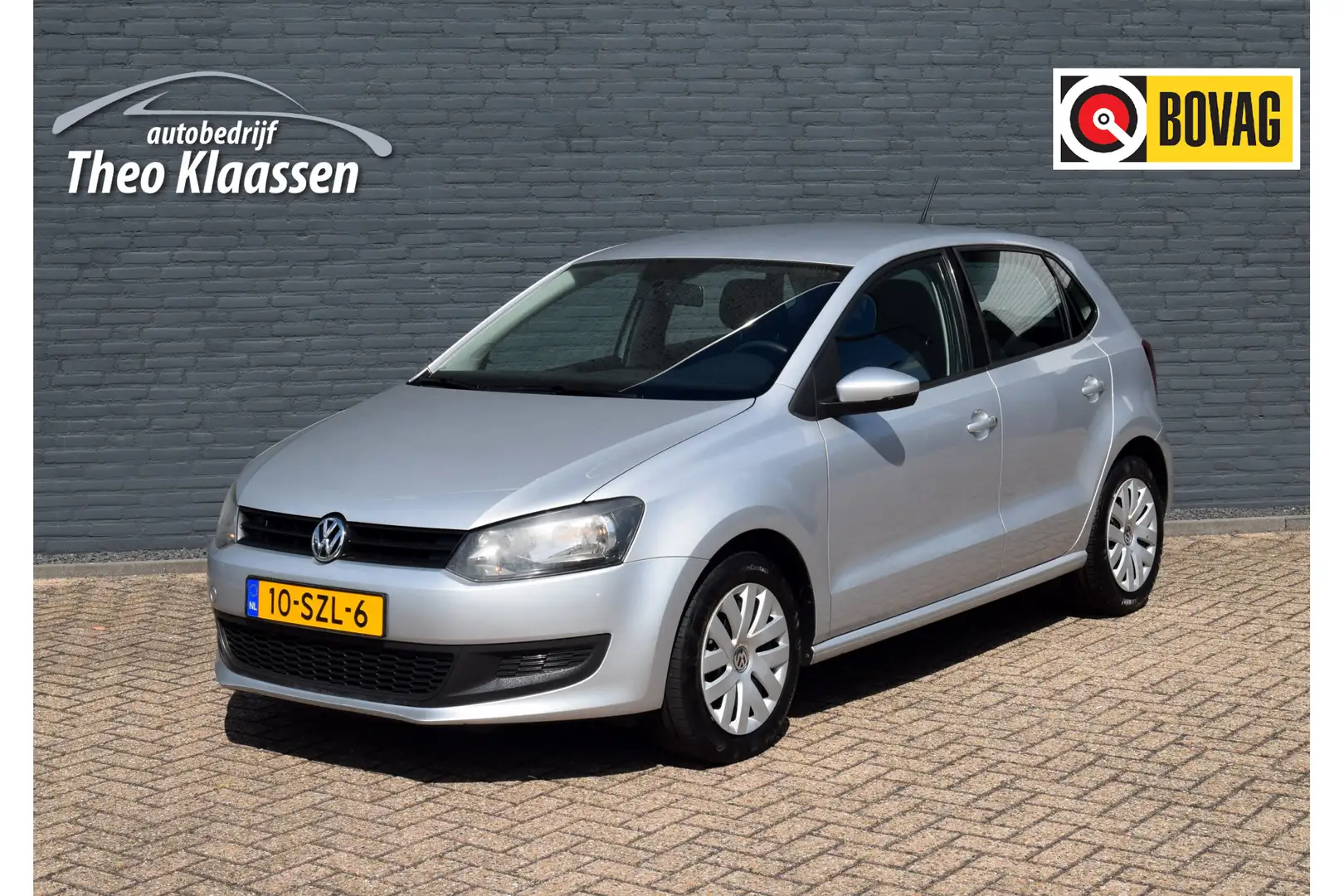 Volkswagen Polo 1.2 Easyline Grijs - 1