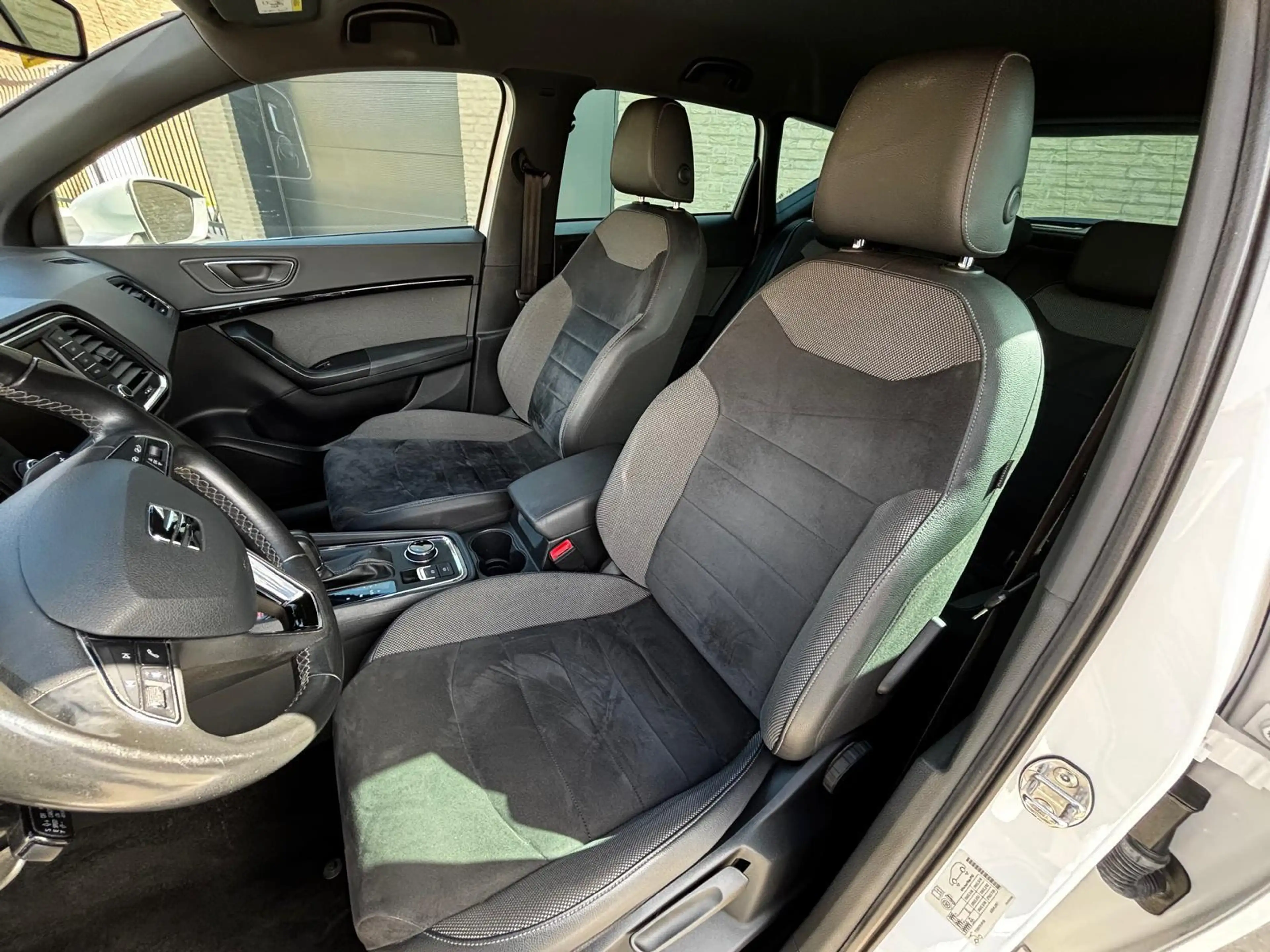 SEAT Ateca 1.4 EcoTSI Xcellence AUTOM.| LED|DAKrails |Alcanta — photo 18