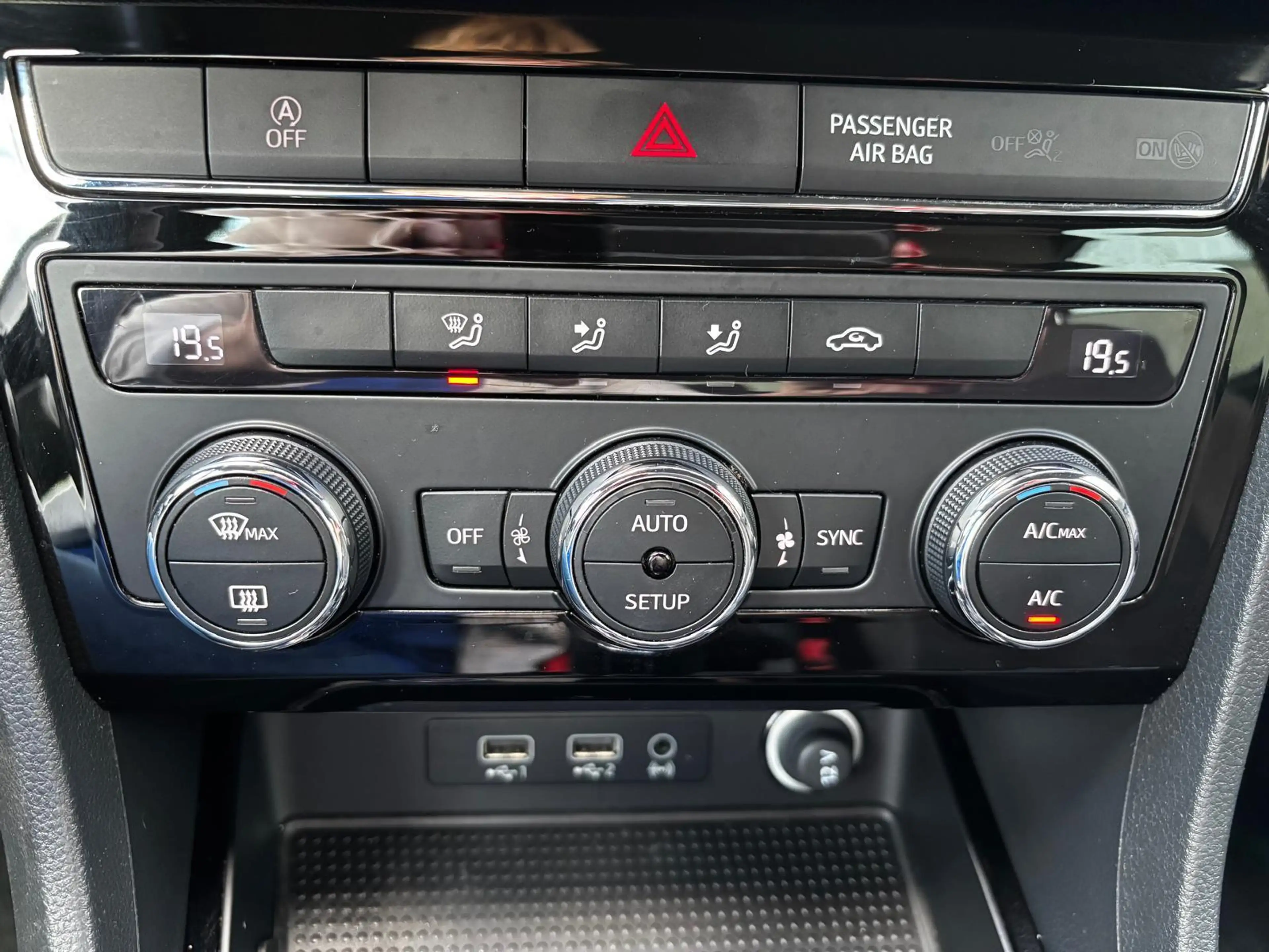SEAT Ateca 1.4 EcoTSI Xcellence AUTOM.| LED|DAKrails |Alcanta — photo 11