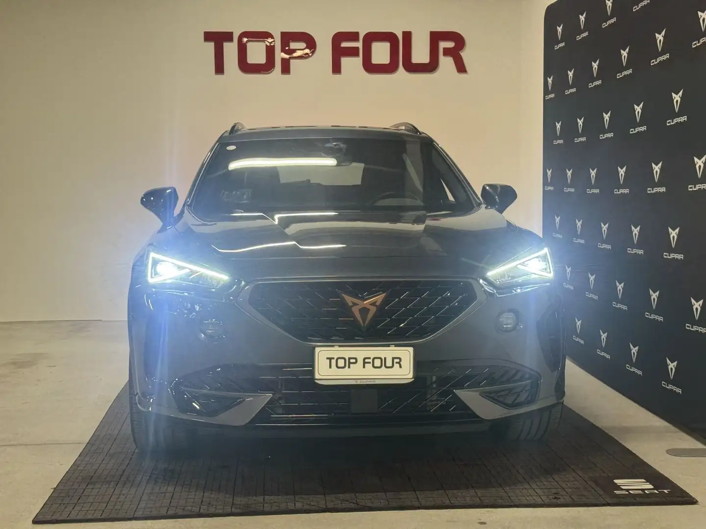 CUPRA Formentor 1.5 TSI DSG - 2