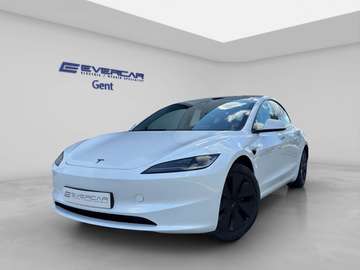 Model 3 64 kWh RWD Standart Range Premium