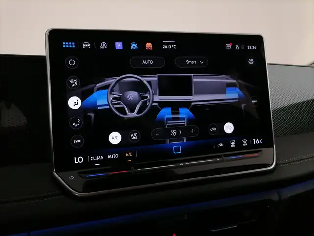 Volkswagen Tiguan view 15