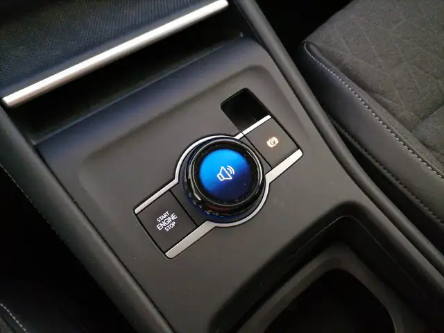 Volkswagen Tiguan view 20