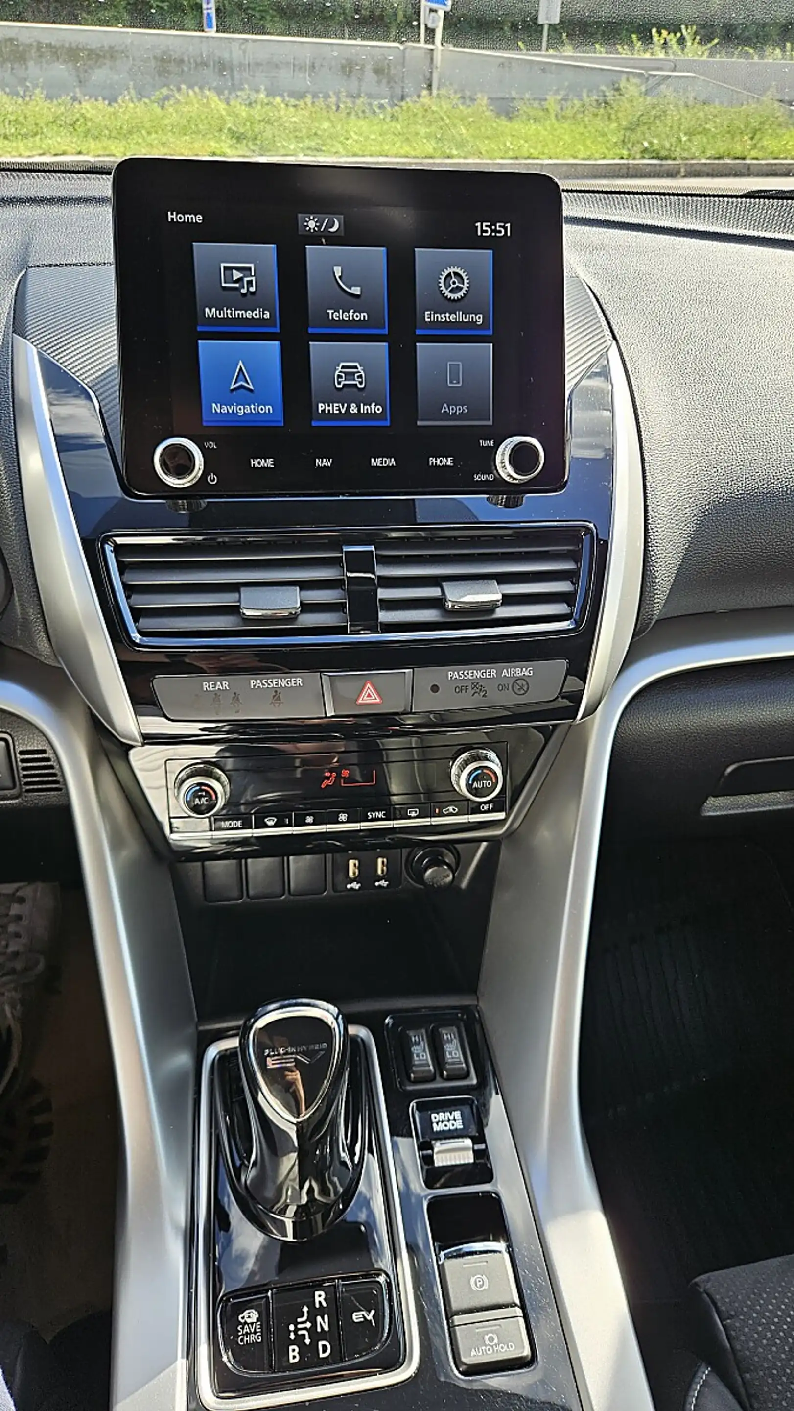 Mitsubishi Eclipse Cross 2,4 PHEV 4WD Intense+ CVT Aut. — photo 12