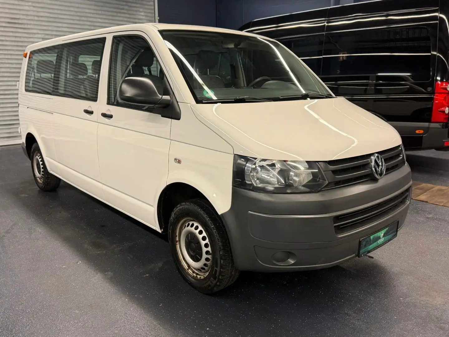 Volkswagen T5 Transporter T5 2.0 Kombi Langversion 9 Sitze Klima 1.Hand Blanc - 1