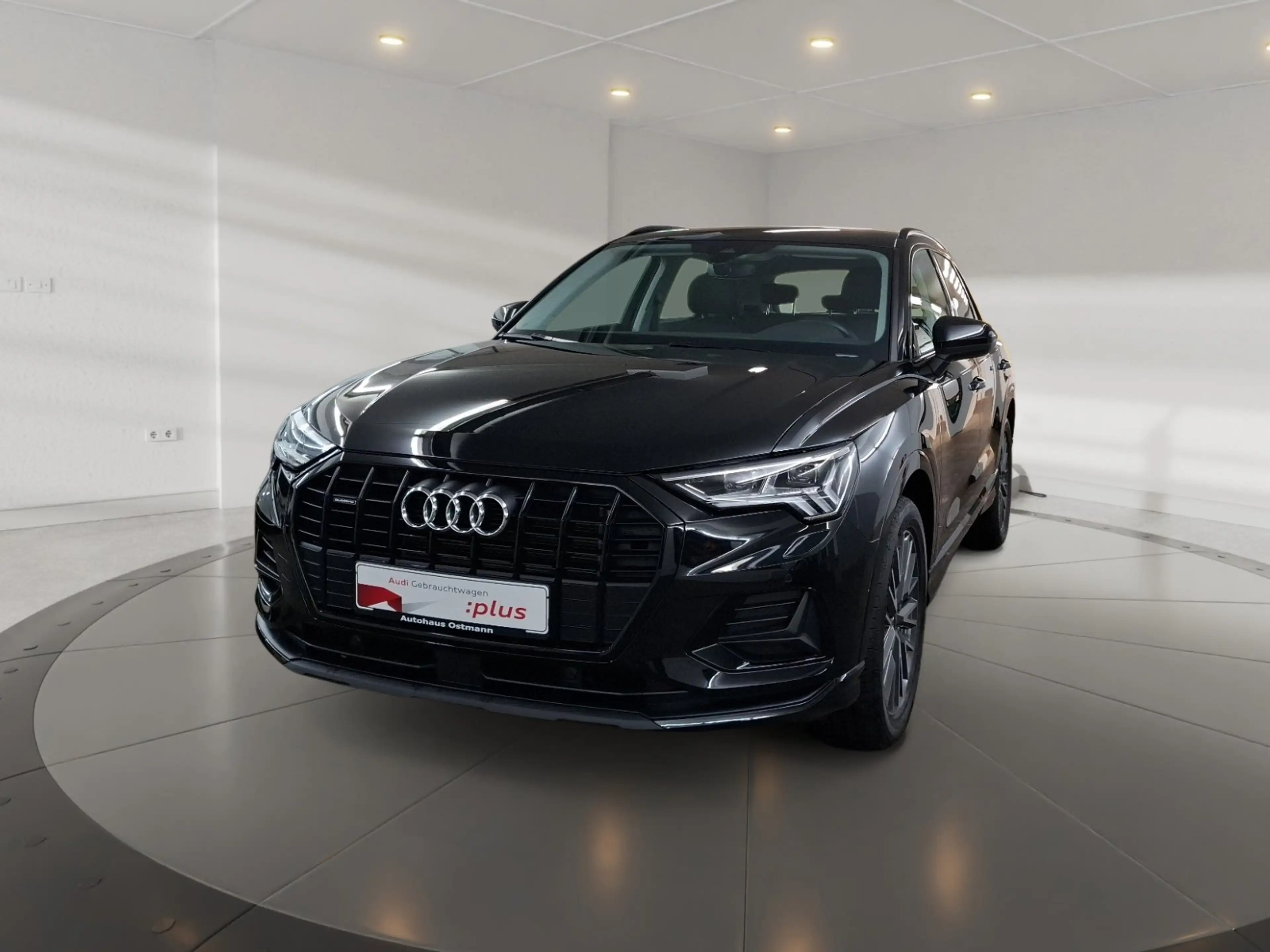 Audi Q3 40 TFSI quattro Matrix RFK CarPlay Pano