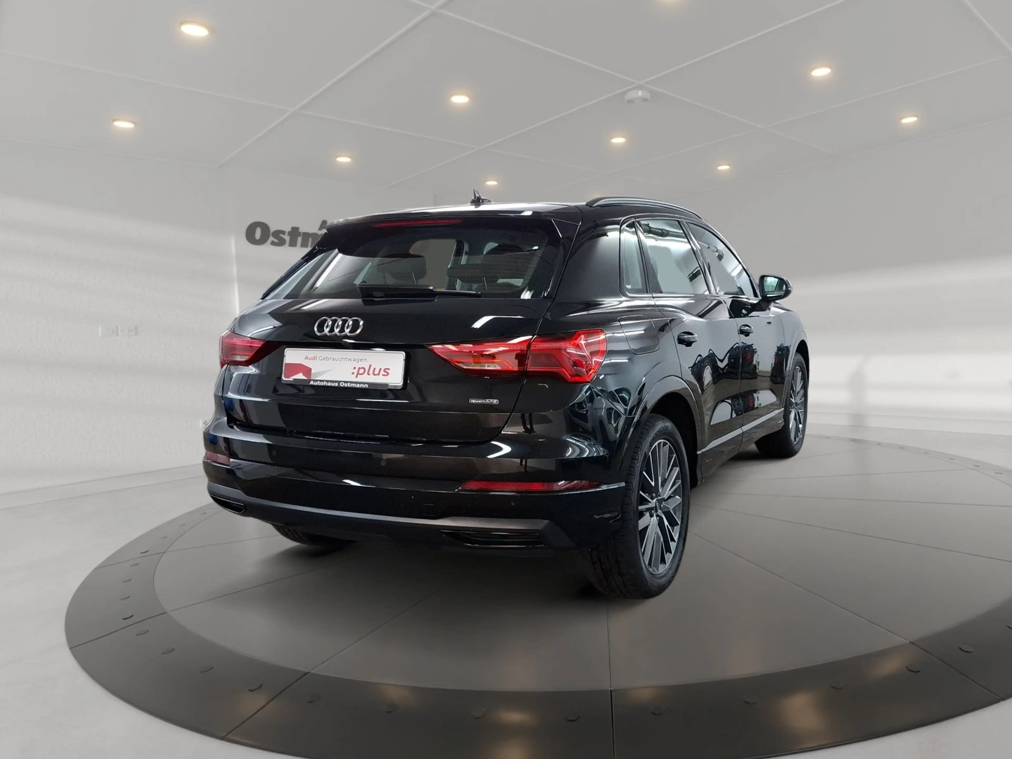 Audi Q3 40 TFSI quattro Matrix RFK CarPlay Pano — photo 4