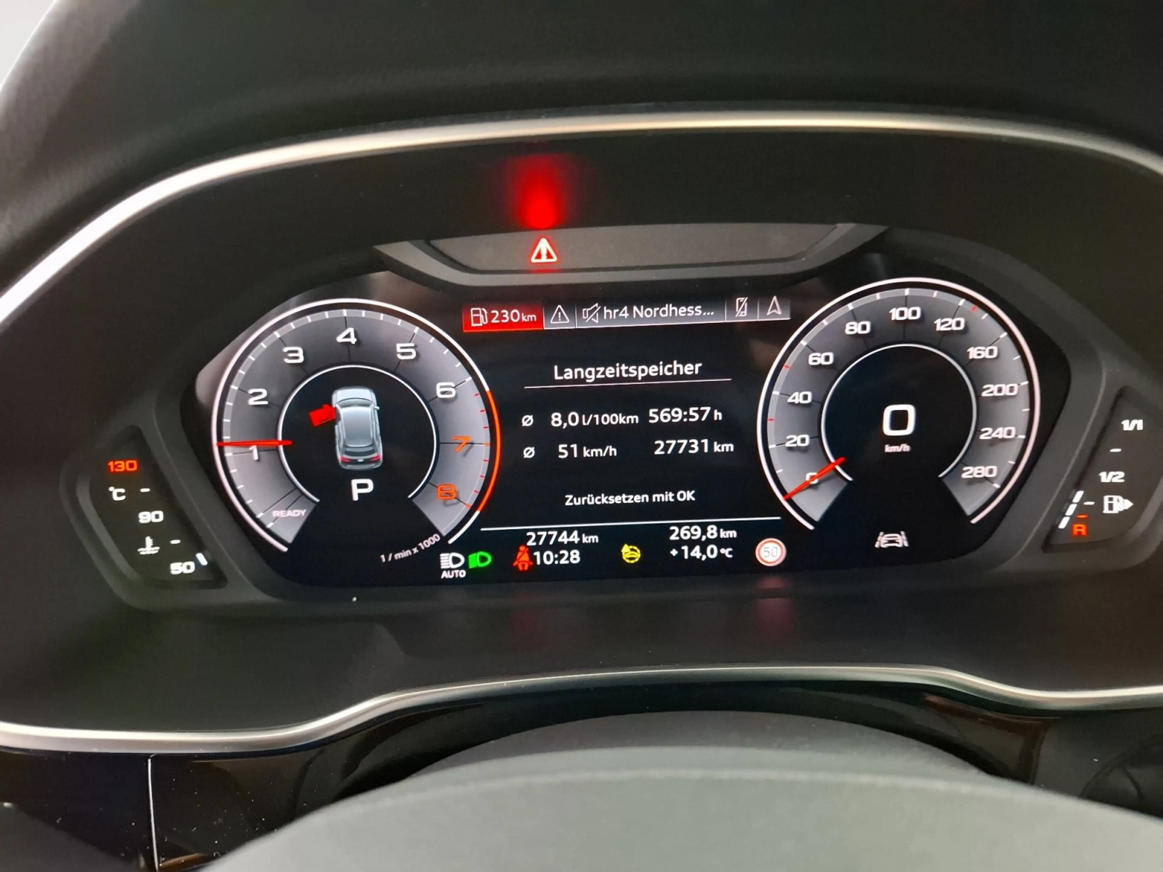 Audi Q3 40 TFSI quattro Matrix RFK CarPlay Pano — photo 12