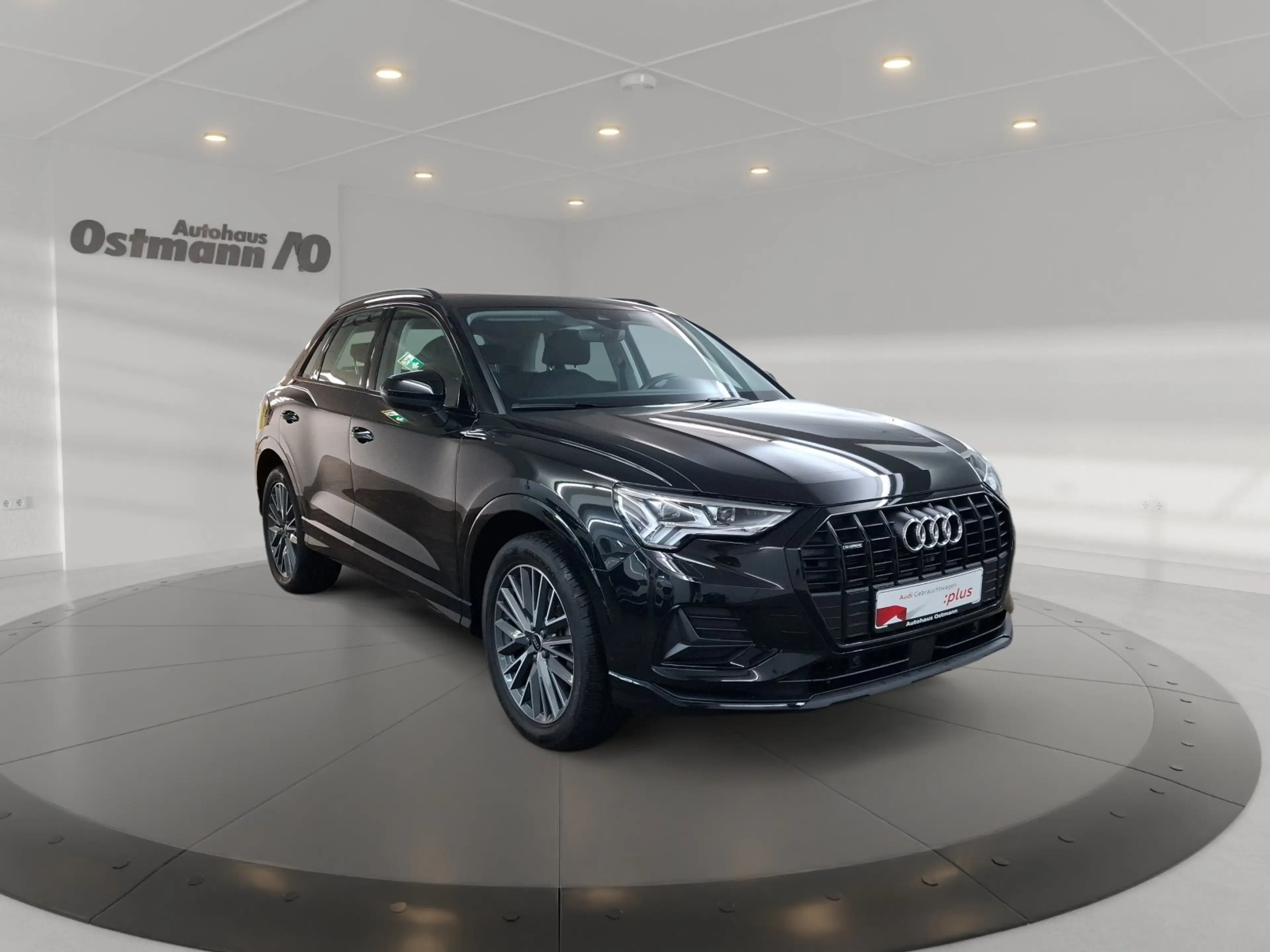 Audi Q3 40 TFSI quattro Matrix RFK CarPlay Pano — photo 5